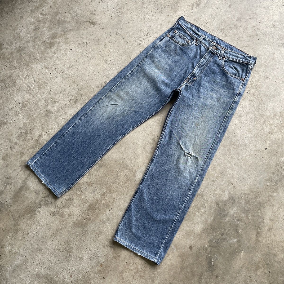 Jean × Levi's Vintage Clothing × Vintage Vintage Levi’s 519 Distressed Jeans Denim Pants Faded W32x29 Size US 32 / EU 48 - 2 Thumbnail