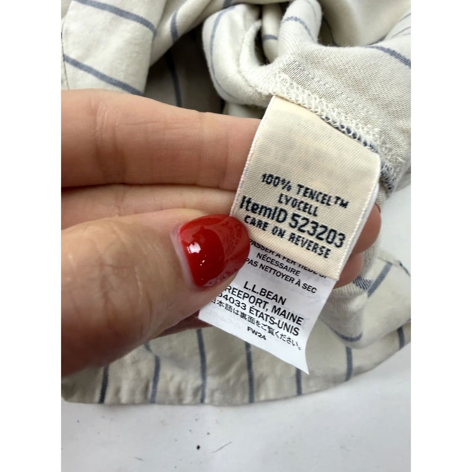 Vintage L.L. Bean Shirt Large White Stripe Long Sleeve Button Front Tencel Twill Womens Size L / US 10 / IT 46 - 6 Thumbnail