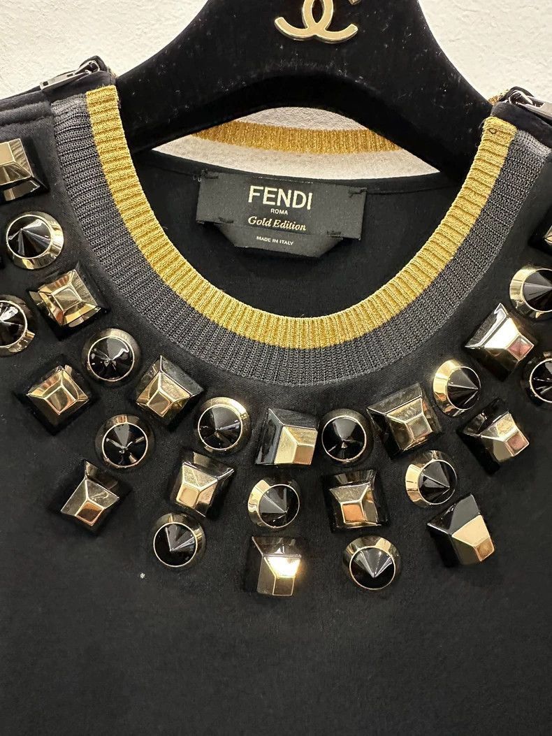 Fendi Fendi Black Gold Studded Sweatshirt for Women Size US M / EU 48-50 / 2 - 3 Thumbnail