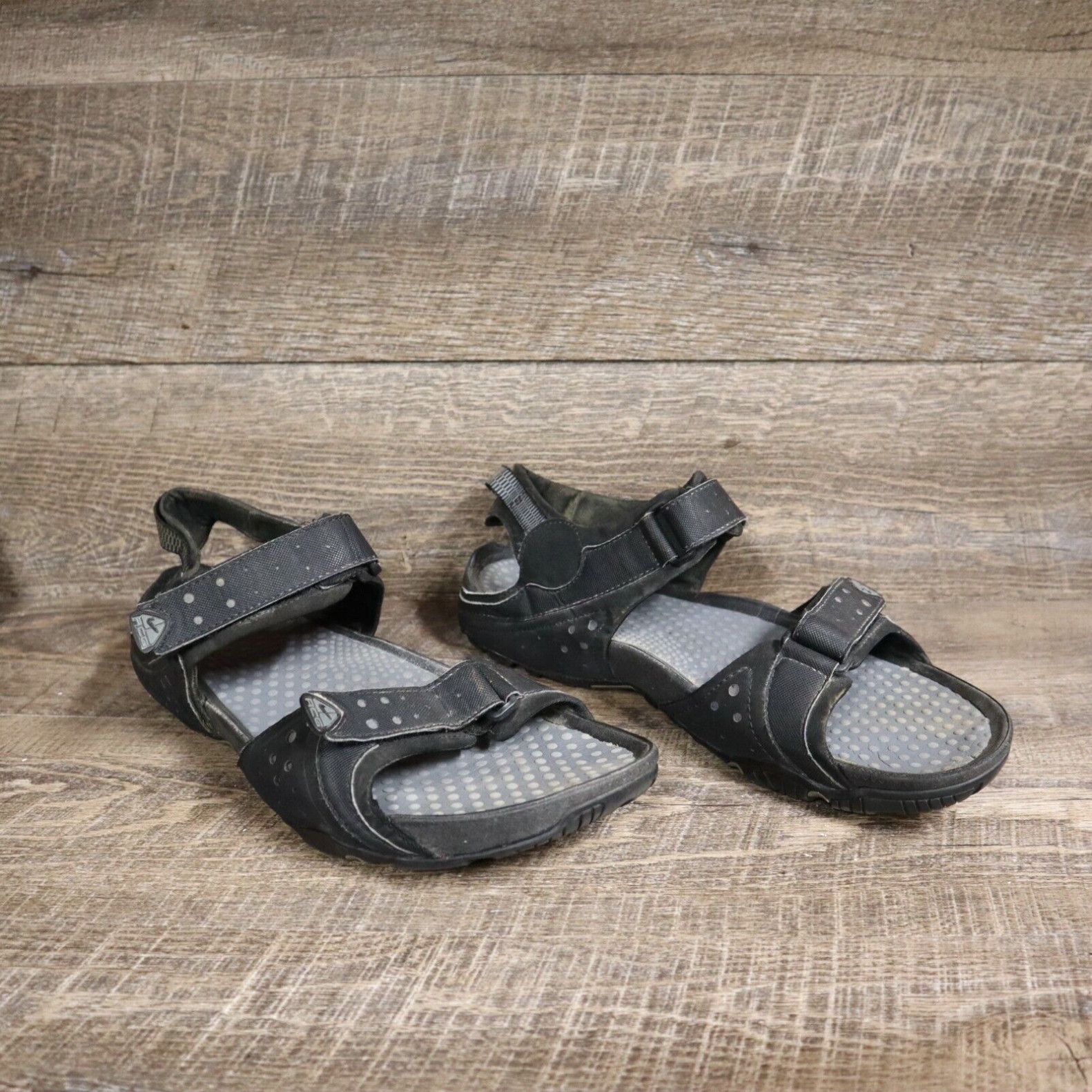 Nike straprunner sandals clearance