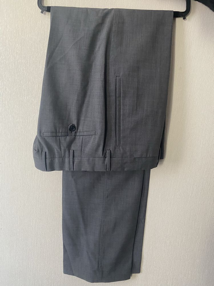 Prada Prada Wool Pants Size US 34 / EU 50 - 1 Thumbnail