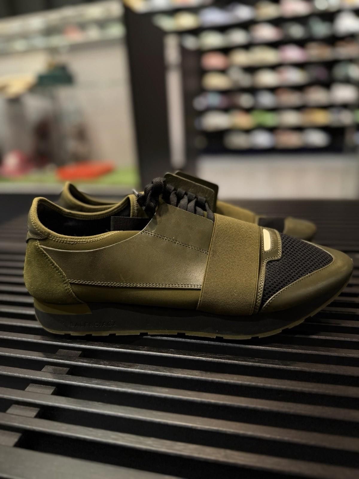 Balenciaga BALENCIAGA Race Runner Army Green Color Authentic 44EU/11US Size US 11 / EU 44 - 12 Thumbnail