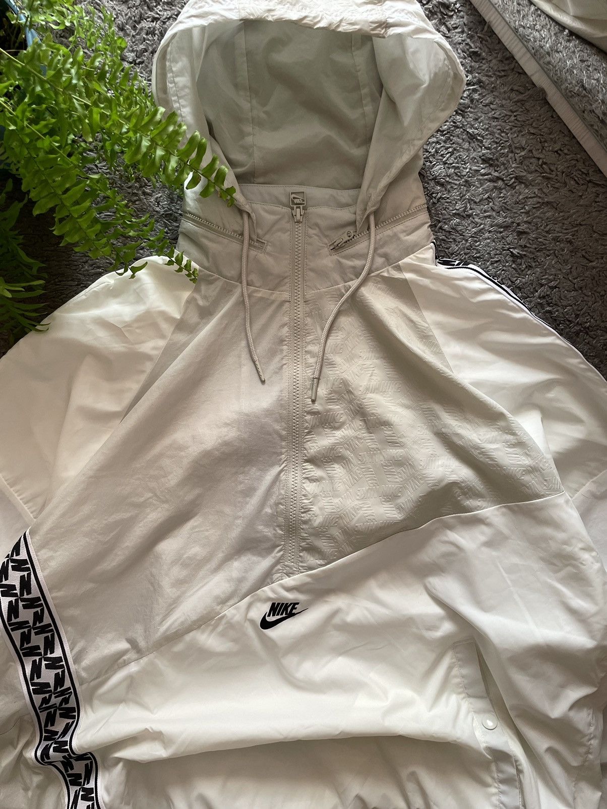 Nike × Vintage Nike Anorak Light Jacket Streetwear Oversize Big Logo Rare Size US L / EU 52-54 / 3 - 17 Thumbnail