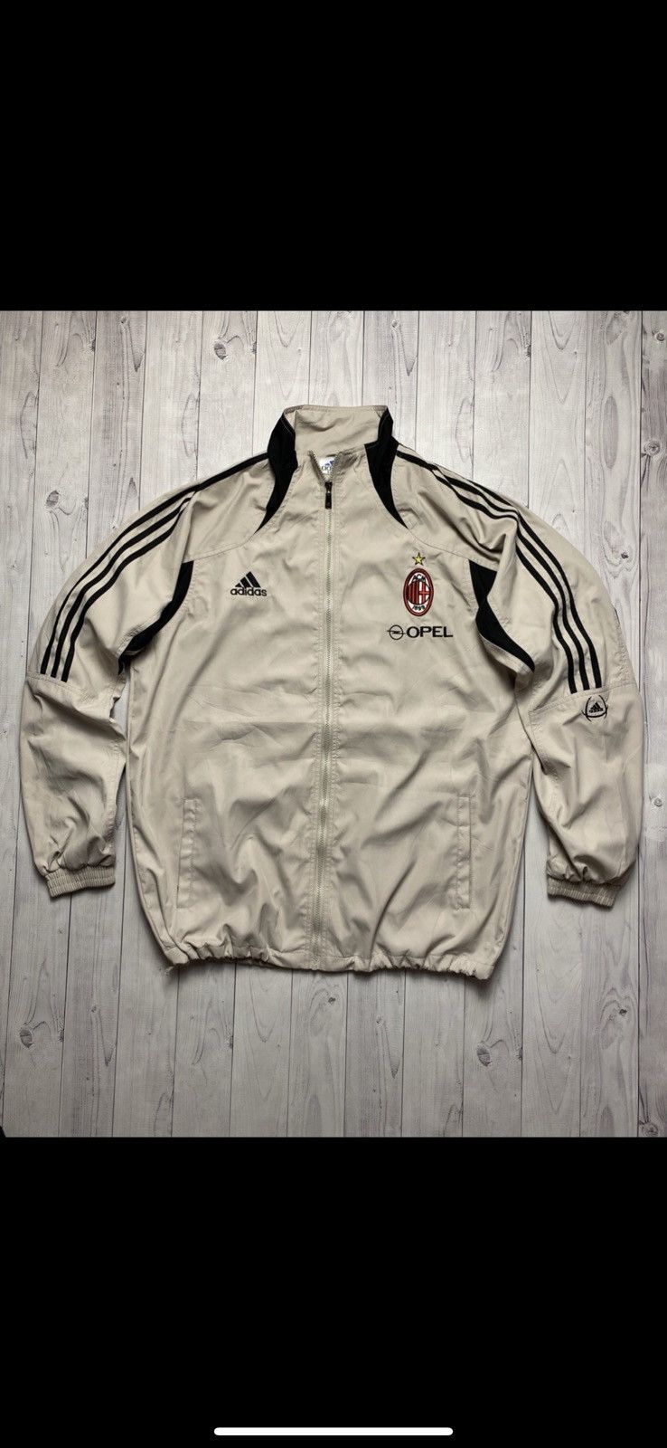 Vintage AC Milan soccer jacket size Xl Opel big logo beige