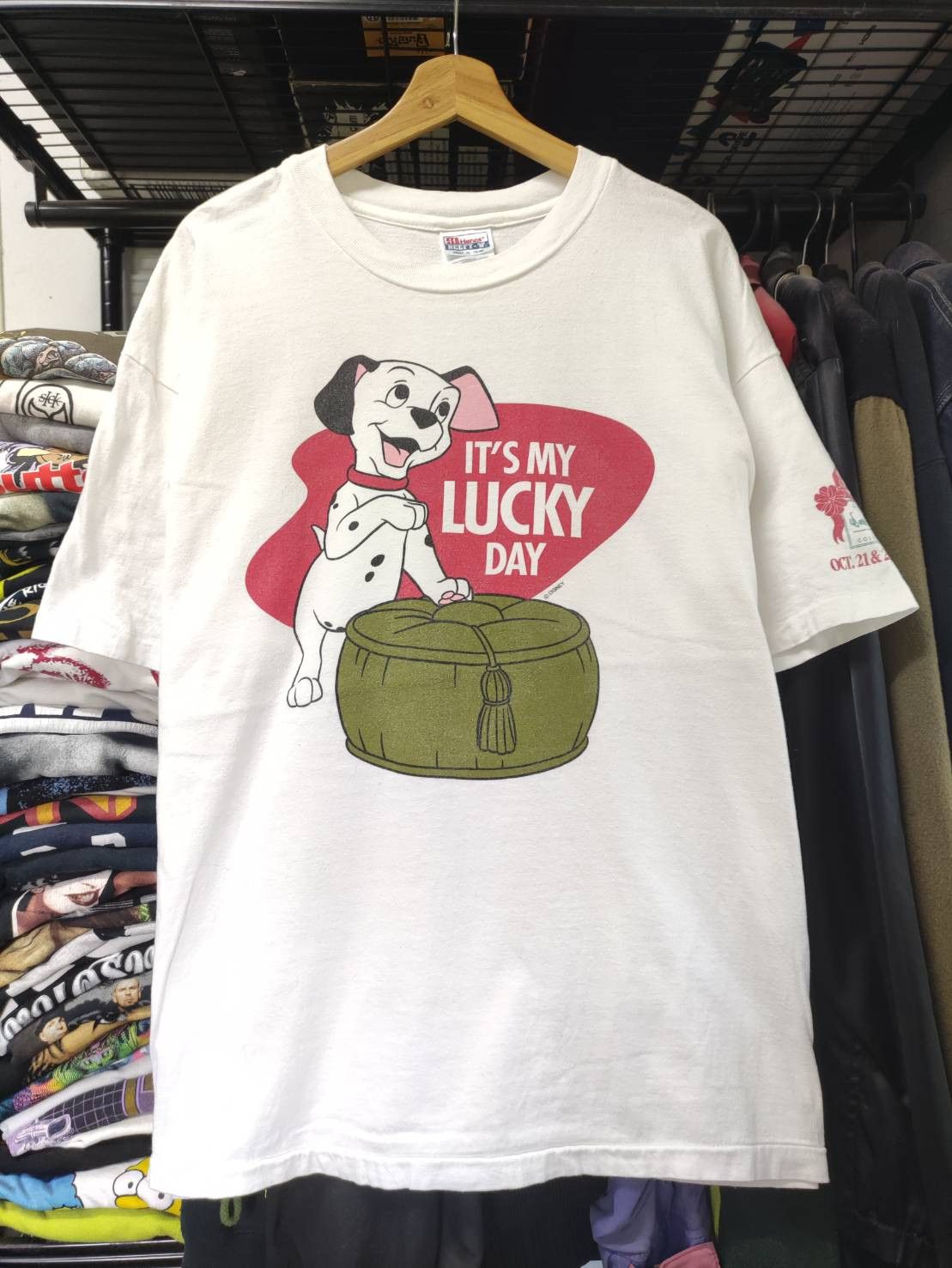 Disney Vtg 90's 101 Dalmatians " It's My Lucky Day " Disney T-Shirt Size US XL / EU 56 / 4 - 2 Thumbnail