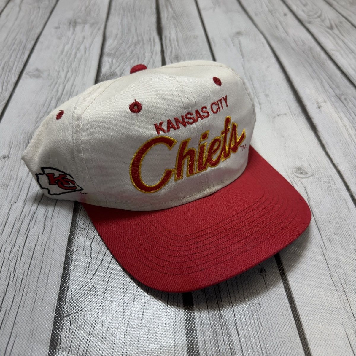 NFL × Sports Specialties × Vintage Vintage Kansas City Chiefs script hat Size ONE SIZE - 2 Thumbnail