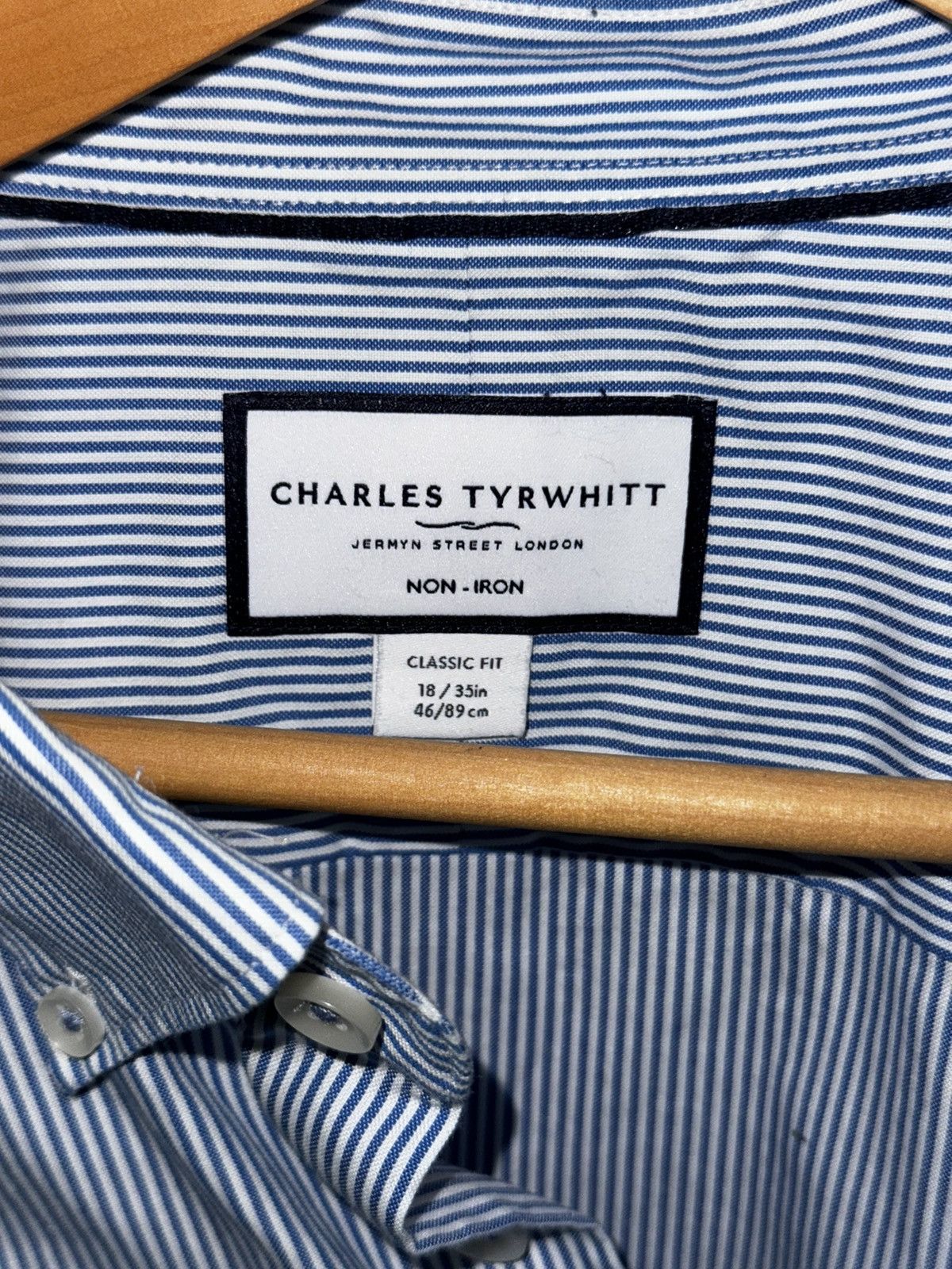 Charles Tyrwhitt Charles Tyrwhitt grey Twill semi spread collar button down shirt Size US XL / EU 56 / 4 - 2 Thumbnail