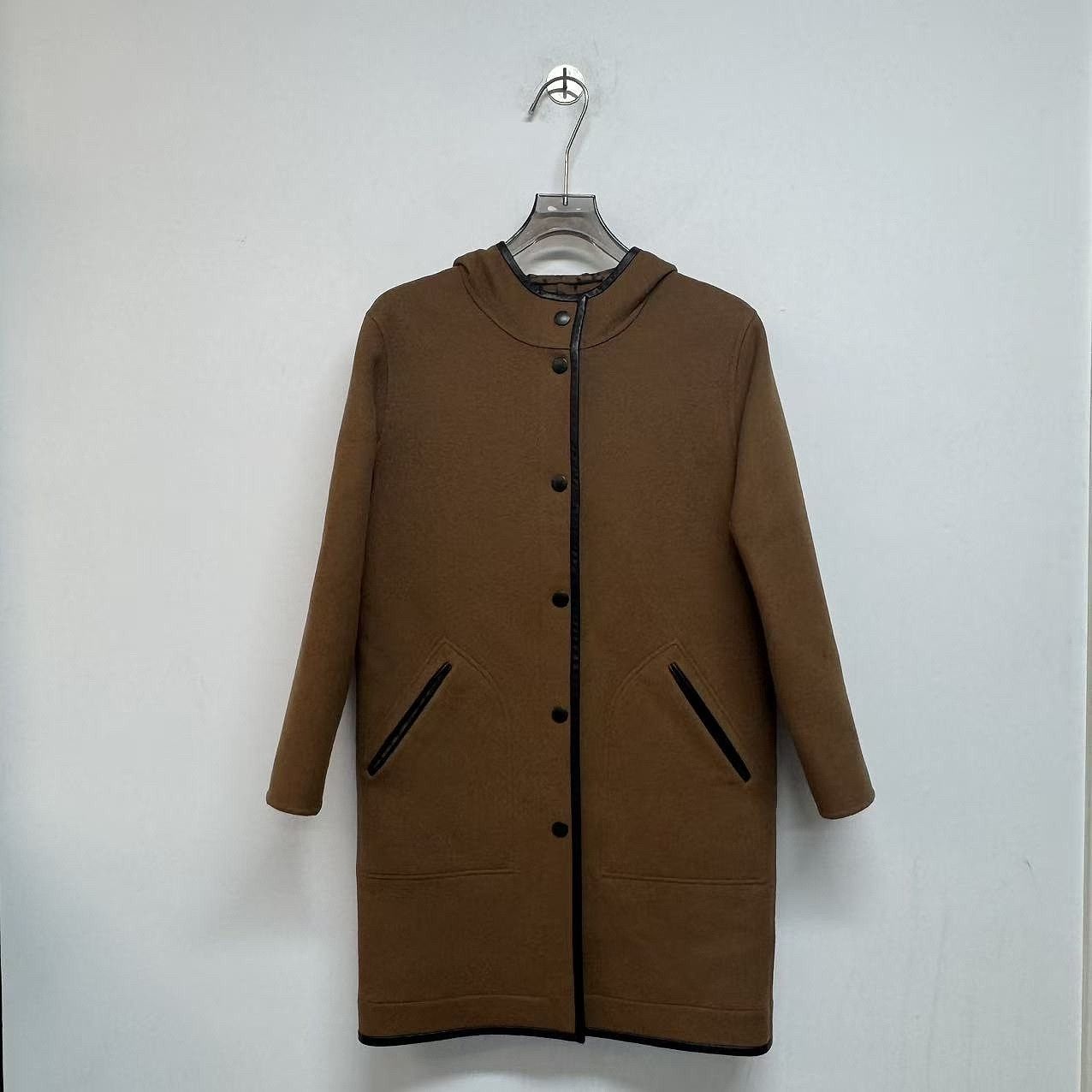 Louis Vuitton Louis Vuitton Monogram Hooded Coat Size 34 Size XS / US 0-2 / IT 36-38 - 1 Thumbnail