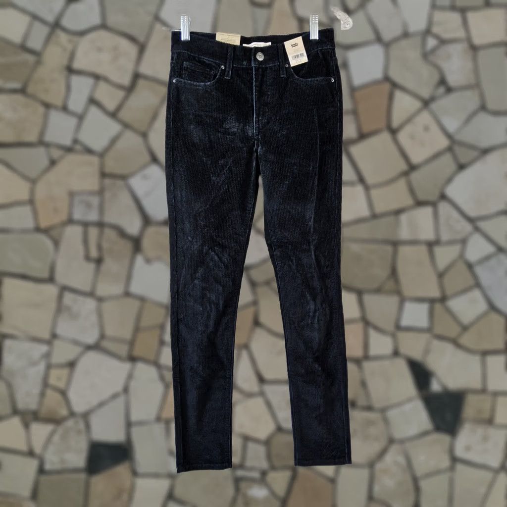 Levi's Levi's Women's 311 Shaping Skinny Corduroy Pants Black Size 26x30 Size 26" / US 2 / IT 38 - 1 Thumbnail