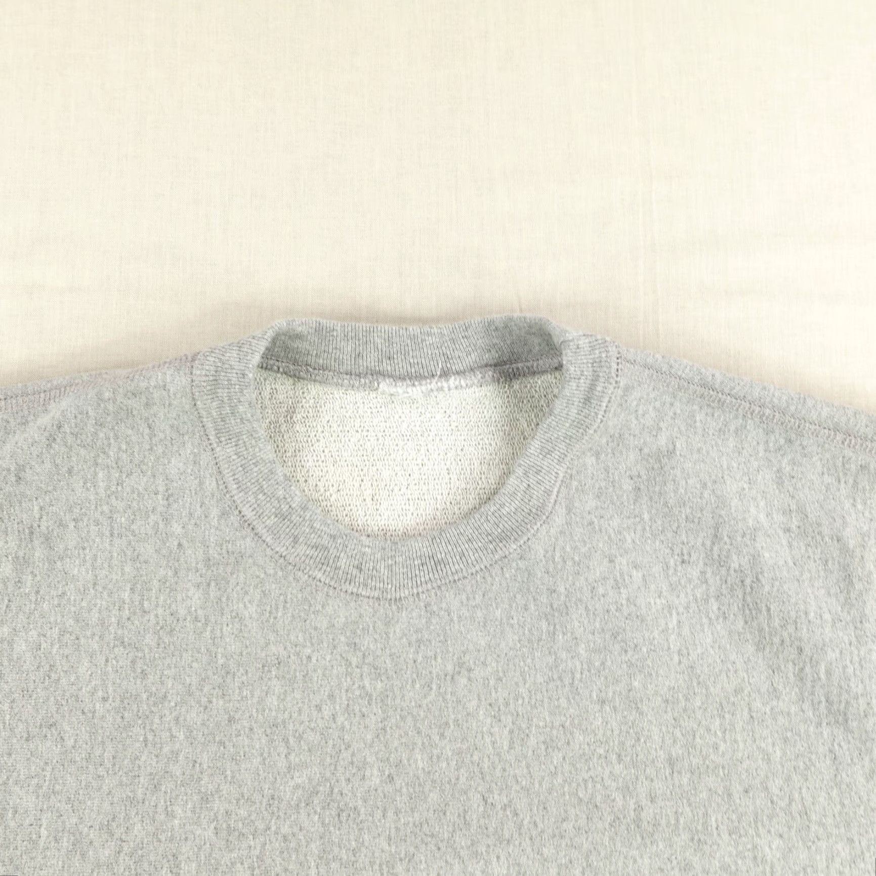 Undefeated VINTAGE Undefeated Sweatshirt Men Large Gray Crewneck Pullover Knit Logo Outdoor Active Warm Size US L / EU 52-54 / 3 - 2 Thumbnail