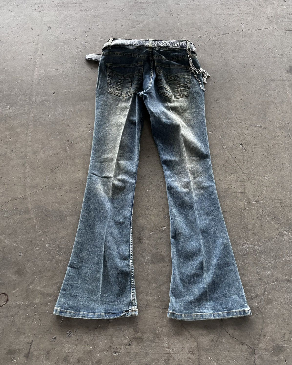 If Six Was Nine 2000s Pov Club Mud Wash Flared Denim Jeans Size US 28 / EU 44 - 6 Thumbnail