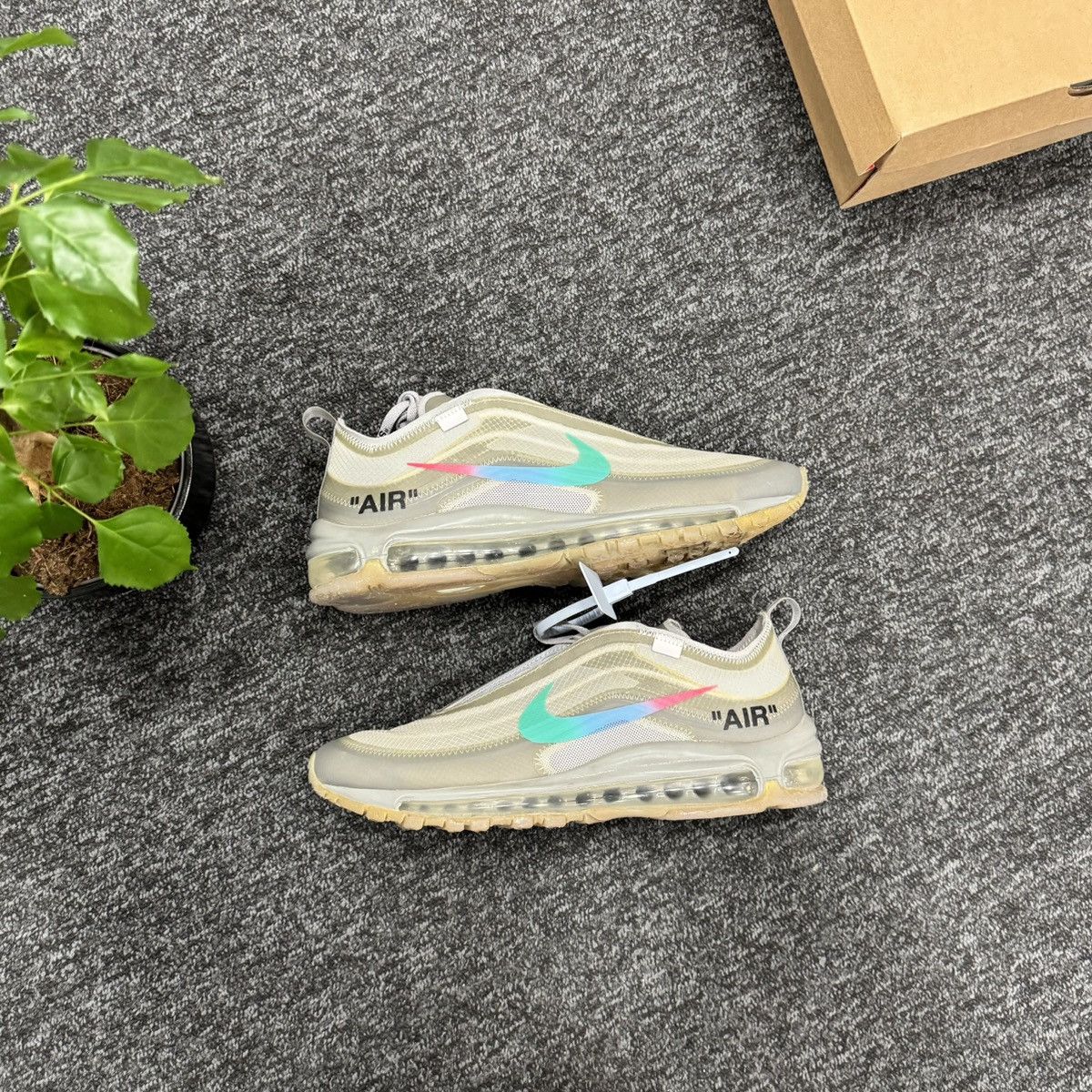 Nike × Off-White Nike Air Max 97 Off-white Menta Size US 9 / EU 42 - 1 Thumbnail
