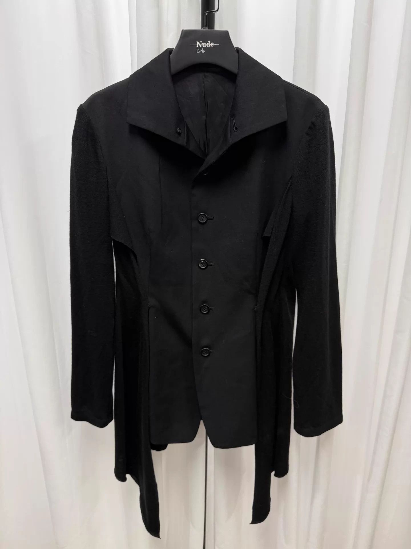 Yohji Yamamoto Black Structured Button-Front Asymmetric Hem Jacket Size US S / EU 44-46 / 1 - 1 Thumbnail