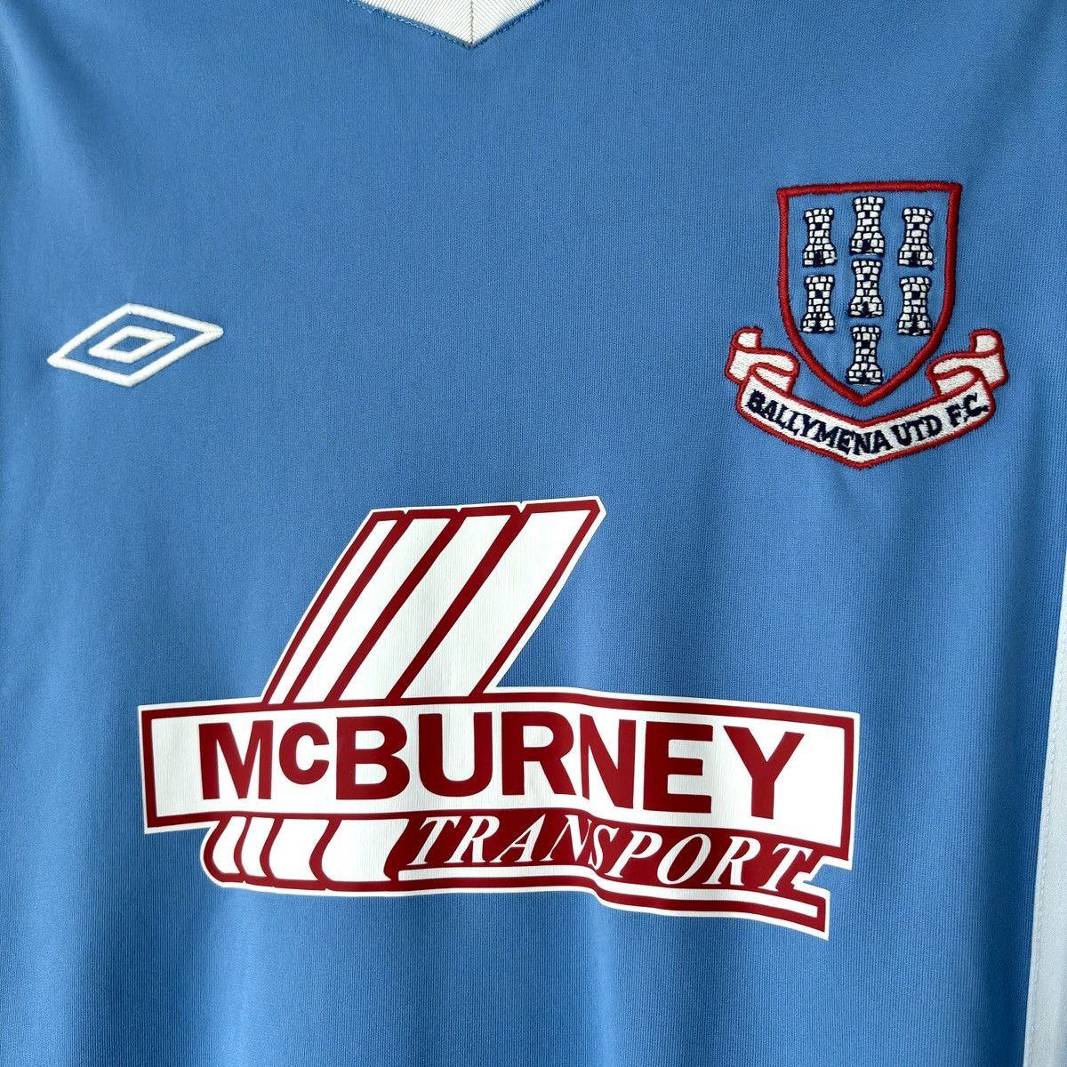 Umbro × Vintage 2011 2012 Ballymena United Ireland Match Issue Soccer Jersey Size US XL / EU 56 / 4 - 4 Thumbnail