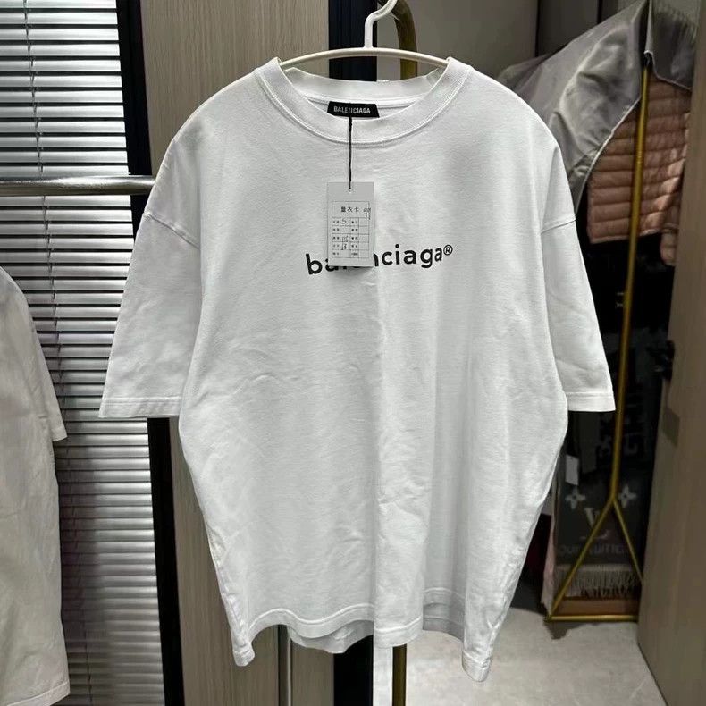 Balenciaga Balenciaga Short Sleeve T-Shirt Special Price - dmc Size US S / EU 44-46 / 1 - 1 Thumbnail