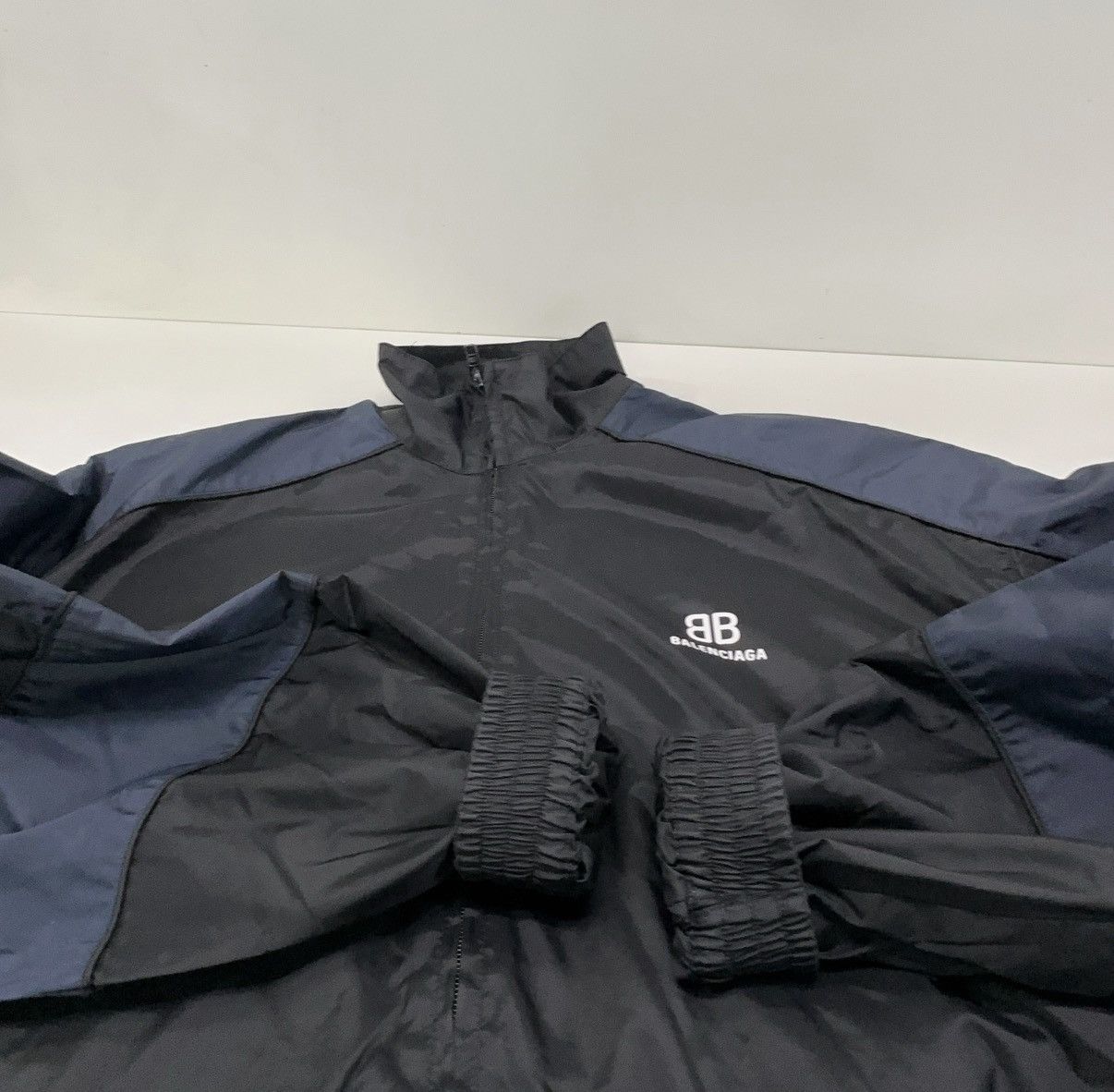 Balenciaga Balenciaga BB Patchwork Nylon Full-Zip Windbreaker Size US S / EU 44-46 / 1 - 7 Thumbnail
