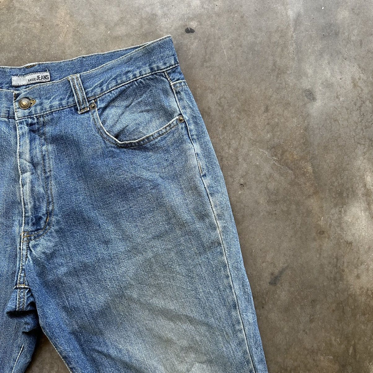 Japanese Brand Vintage Japanese Distressed Faded Denim Jean Pant W36 Size US 36 / EU 52 - 5 Thumbnail