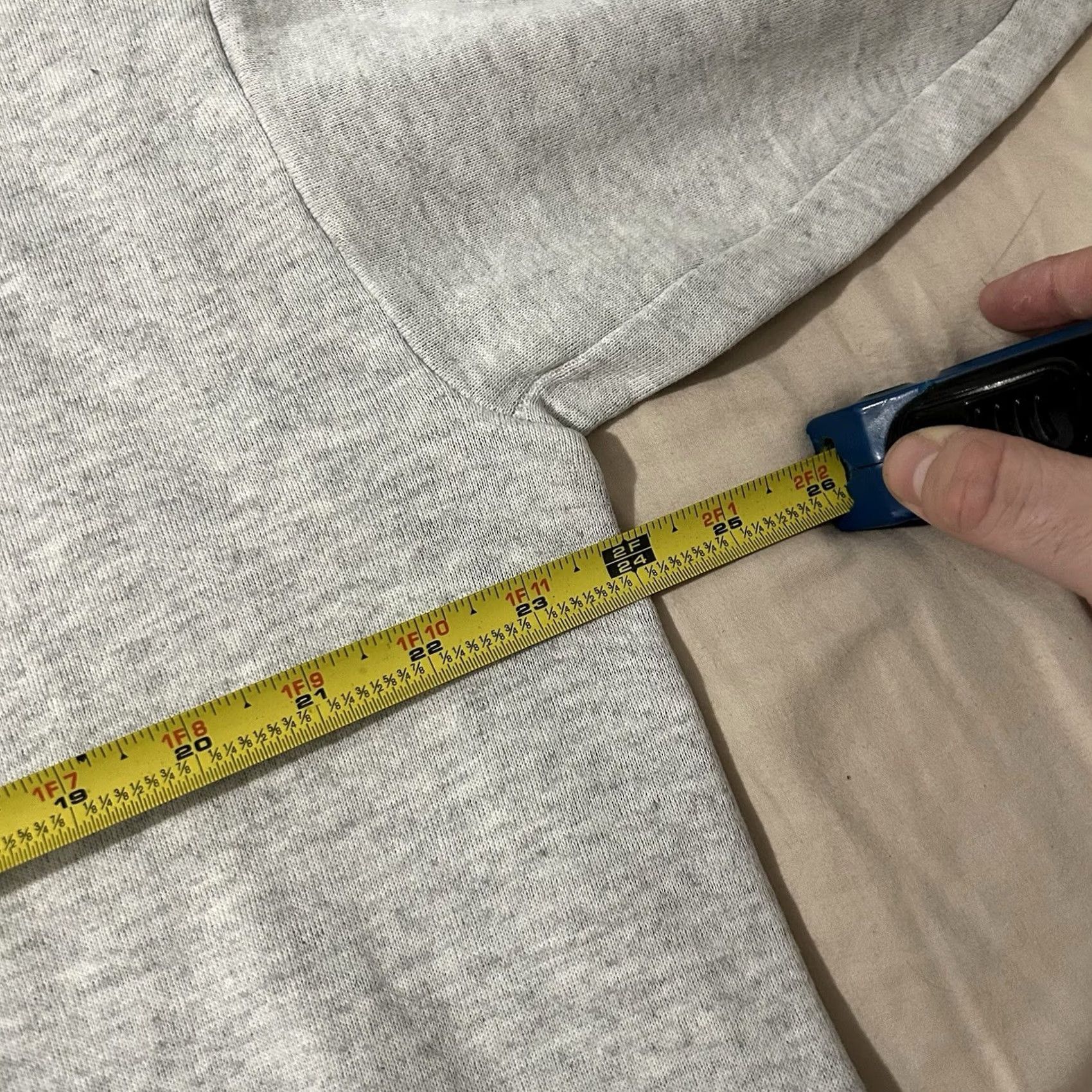 Vintage Vintage Sweatshirt XL 90s I’ll Be Back To Get You Soon Love Jesus Size Size US XL / EU 56 / 4 - 4 Thumbnail