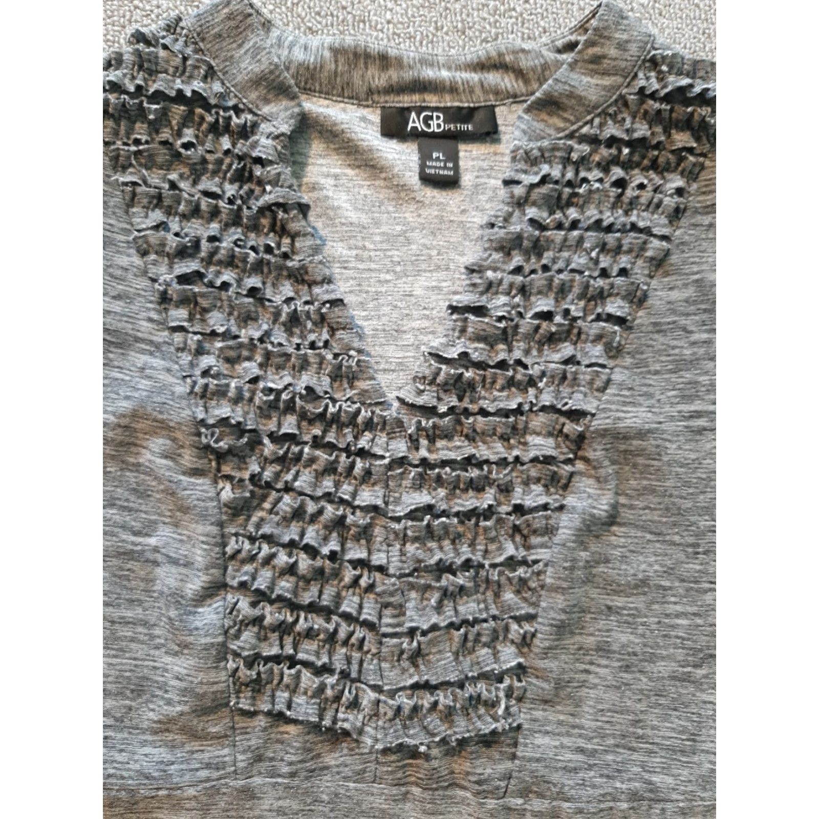 Vintage AGB Shirt Top Gray Short Sleeve Pullover Petite PL Womens Cap Sleeve Blouse Polyester Blend Size L / US 10 / IT 46 - 3 Thumbnail