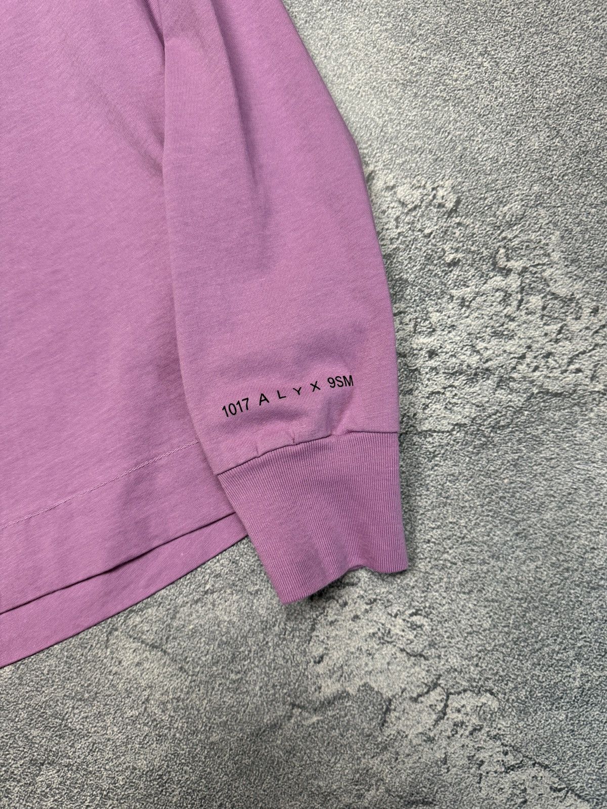 1017 ALYX 9SM 1017 ALYX 9SM longsleeve tee Size US XS / EU 42 / 0 - 4 Thumbnail