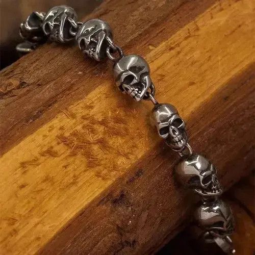 Japanese Brand Vintage Gothic Skull Head Bracelets Size ONE SIZE - 4 Thumbnail
