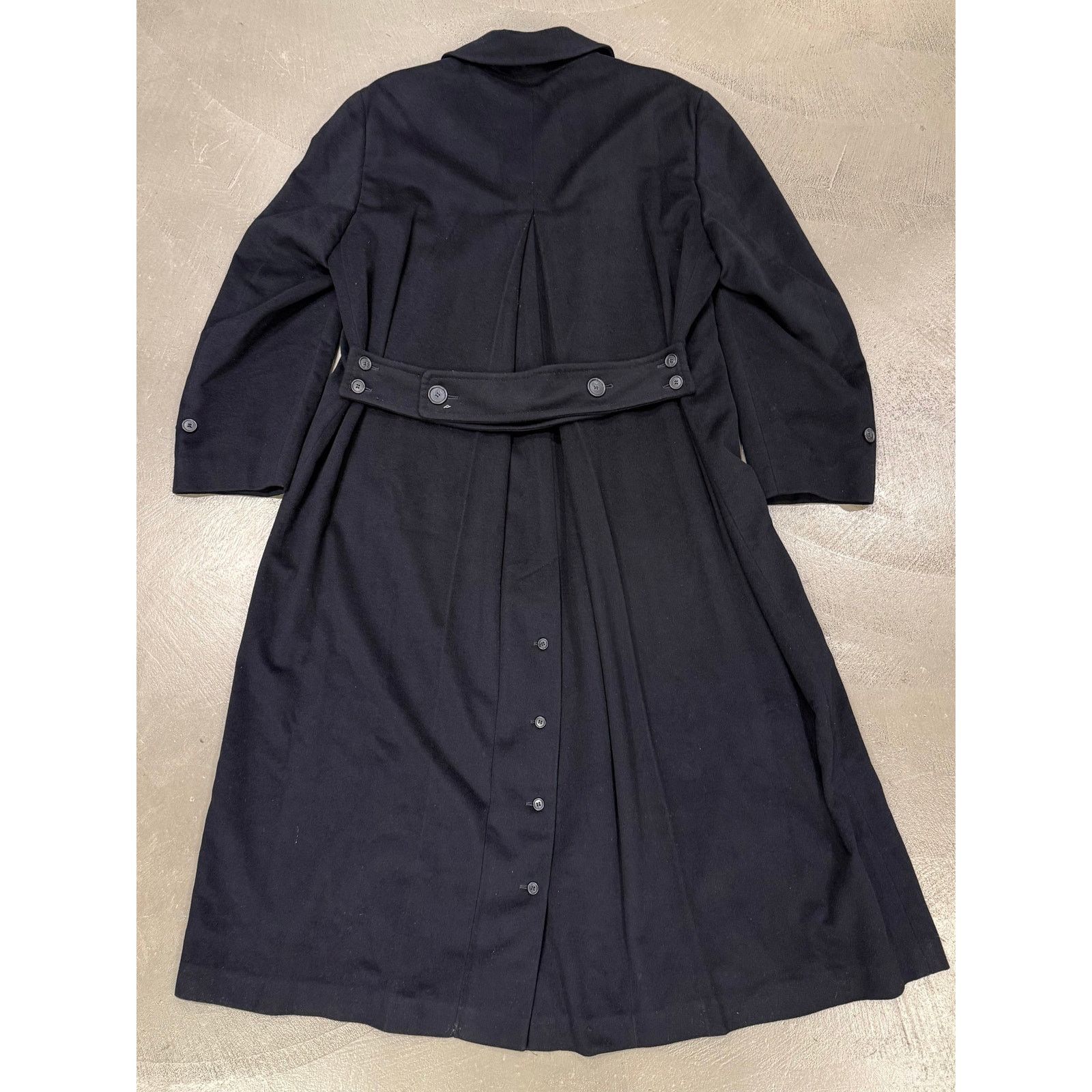 Gianfranco Ferre 1990s Gianfranco Ferre kashmir oversized coat Size US M / EU 48-50 / 2 - 2 Thumbnail
