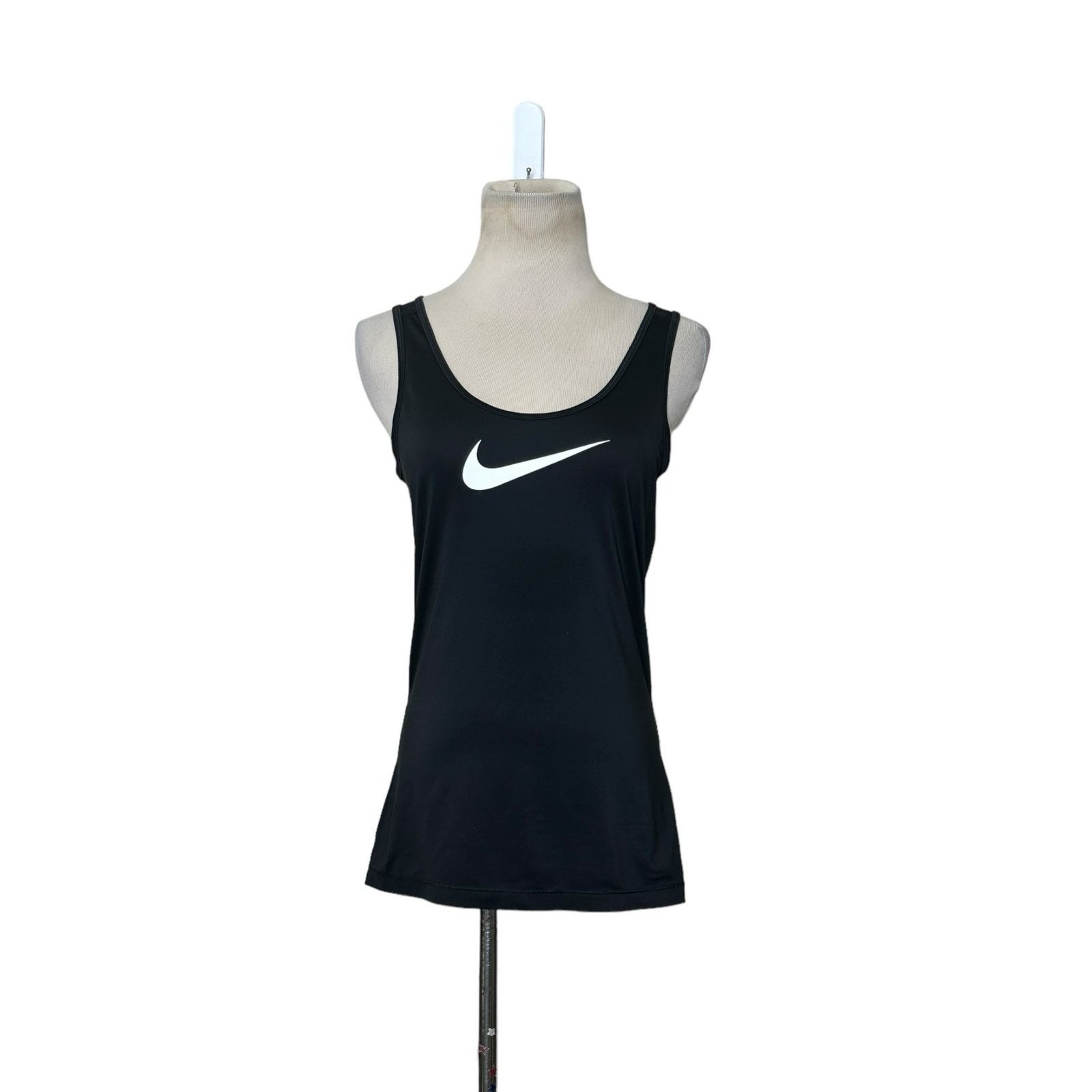 Nike Nike top black logo athletic tank top size small Size S / US 4 / IT 40 - 6 Thumbnail