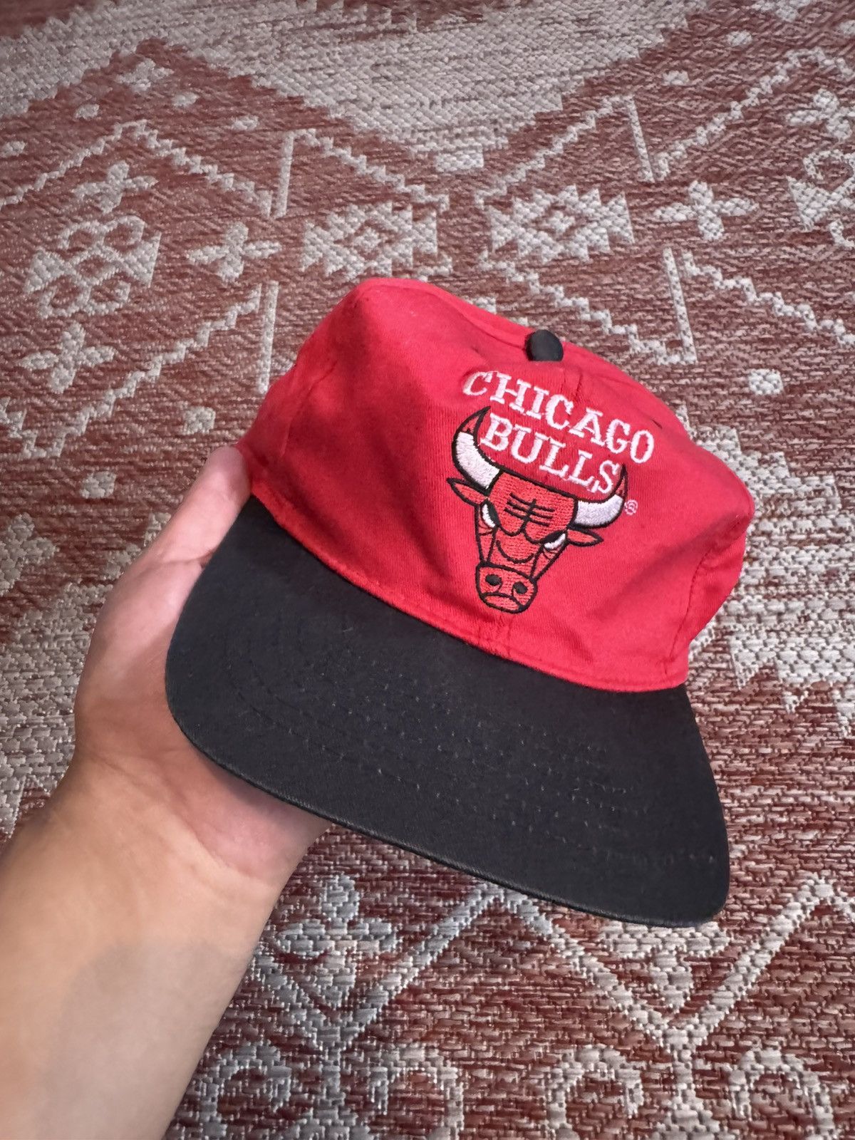 NBA Vintage Chicago Bulls Hat Red and Black Snapback Size ONE SIZE - 1 Thumbnail
