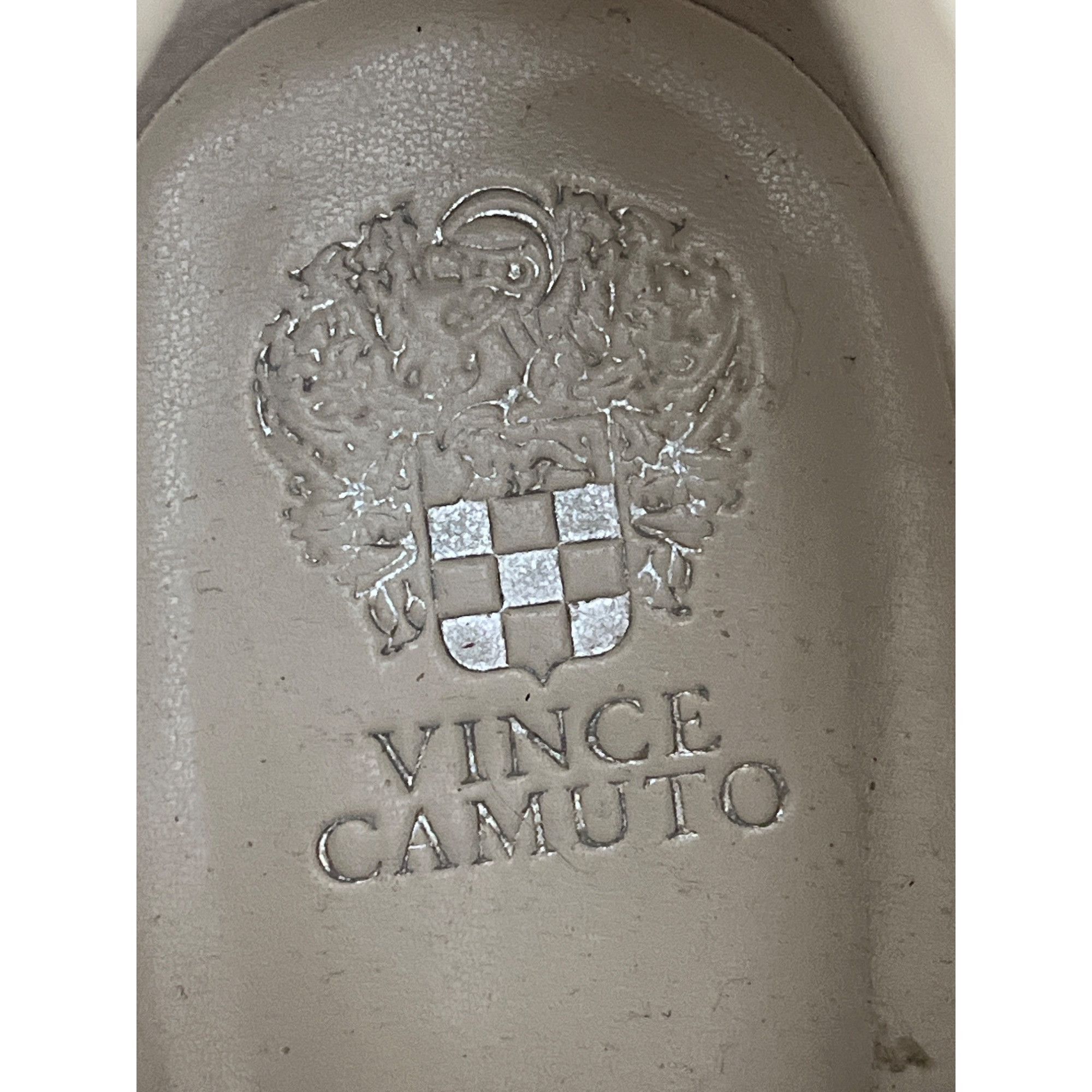 Vince Camuto Vince Camuto Kelivena Women's White Shoes/Boots Size 11W SKU Size US 11 / IT 41 - 7 Thumbnail
