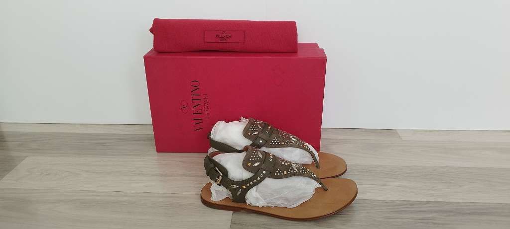 Valentino Valentino Garavani sandals EU 36 Size US 6 / IT 36 - 1 Thumbnail