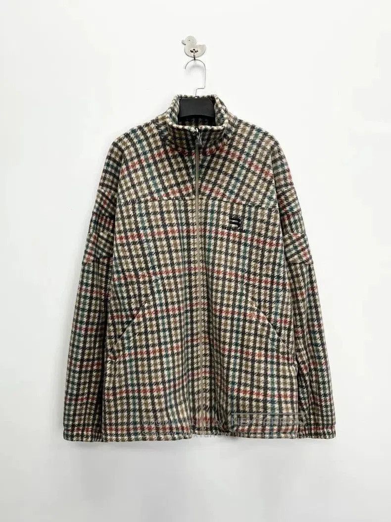 Balenciaga Balenciaga Checked Sherpa Zip Jacket. Size US S / EU 44-46 / 1 - 1 Thumbnail