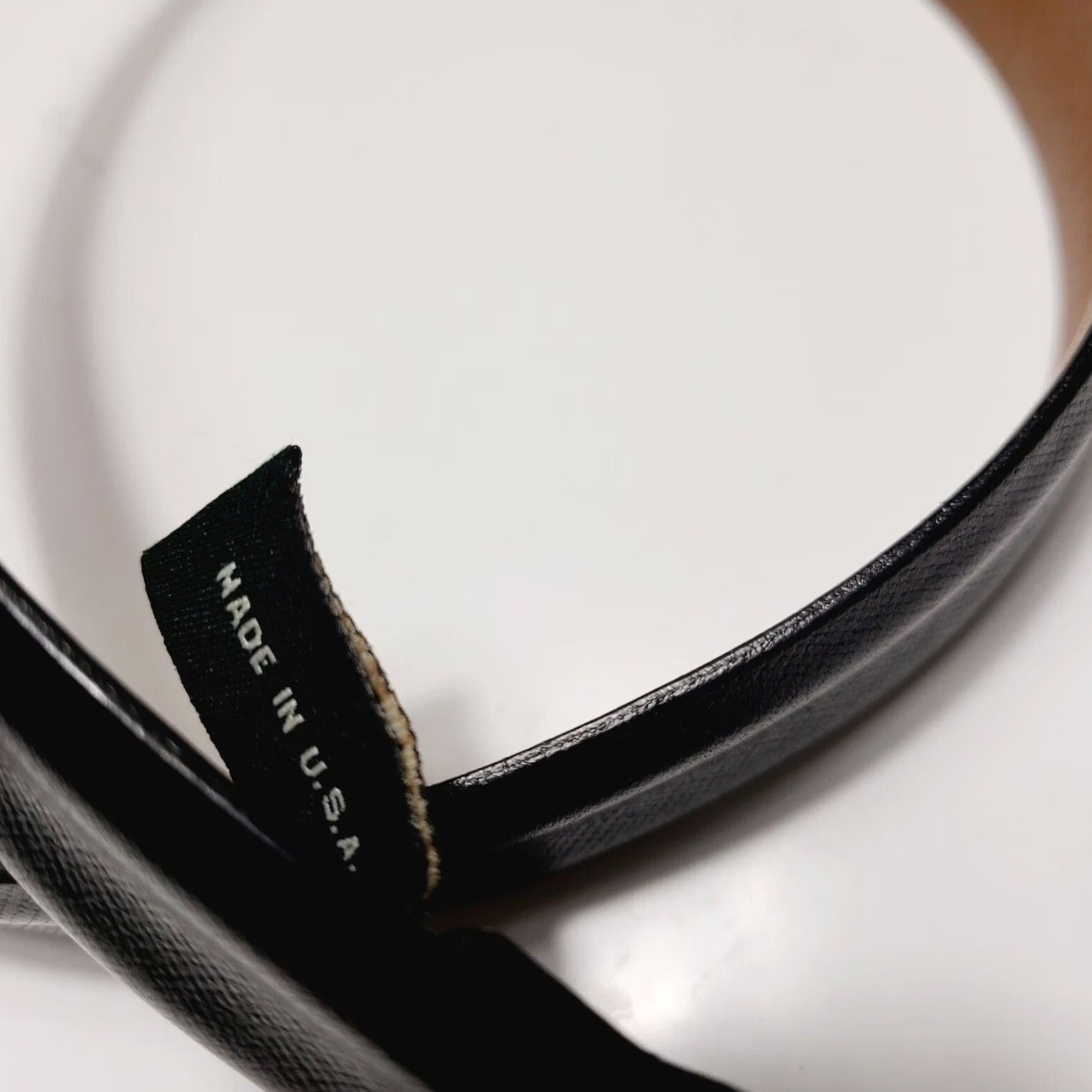 Cole Haan Cole Haan Belt Black Brown Men 36/90 Genuine Leather Brass Buckle 1-1/4" Belt 1-1/4" Mens Brown Black Leather Brass Buckle 36/90 Size 36 - 4 Thumbnail