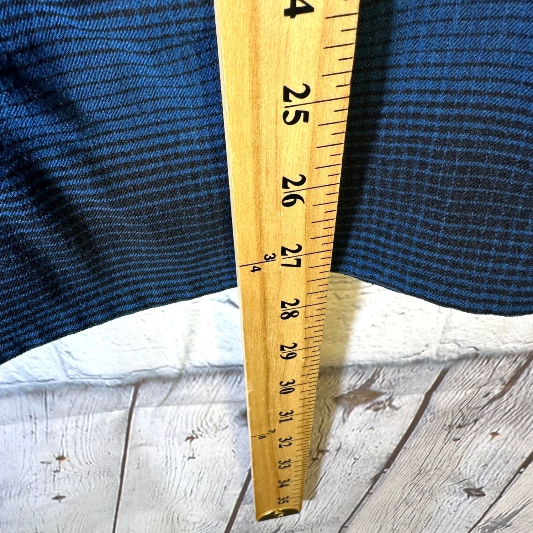 Lululemon Lululemon Mens Button-Down Shirt Blue Black Ombre Stripe Long Sleeve Size US L / EU 52-54 / 3 - 6 Thumbnail