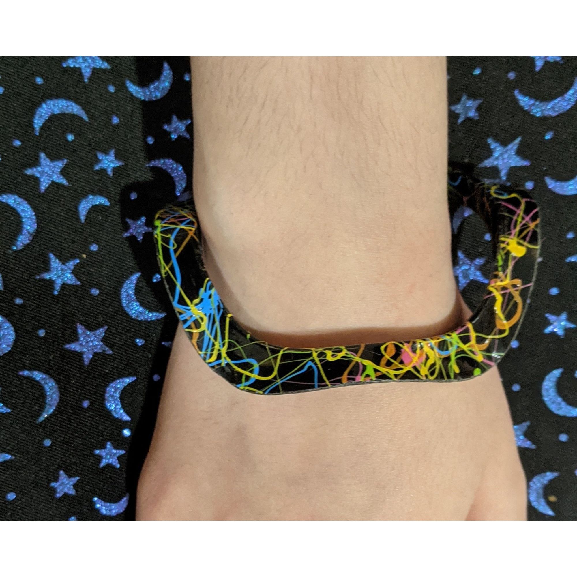 Other Black Retro Wiggle Bracelet With Rainbow Squiggles Size ONE SIZE - 5 Thumbnail