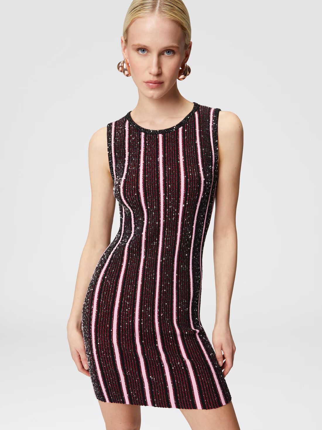 Missoni o1mle0425 Ribbed Sequin Mini-Dress in Multicolor Size M / US 6-8 / IT 42-44 - 3 Thumbnail