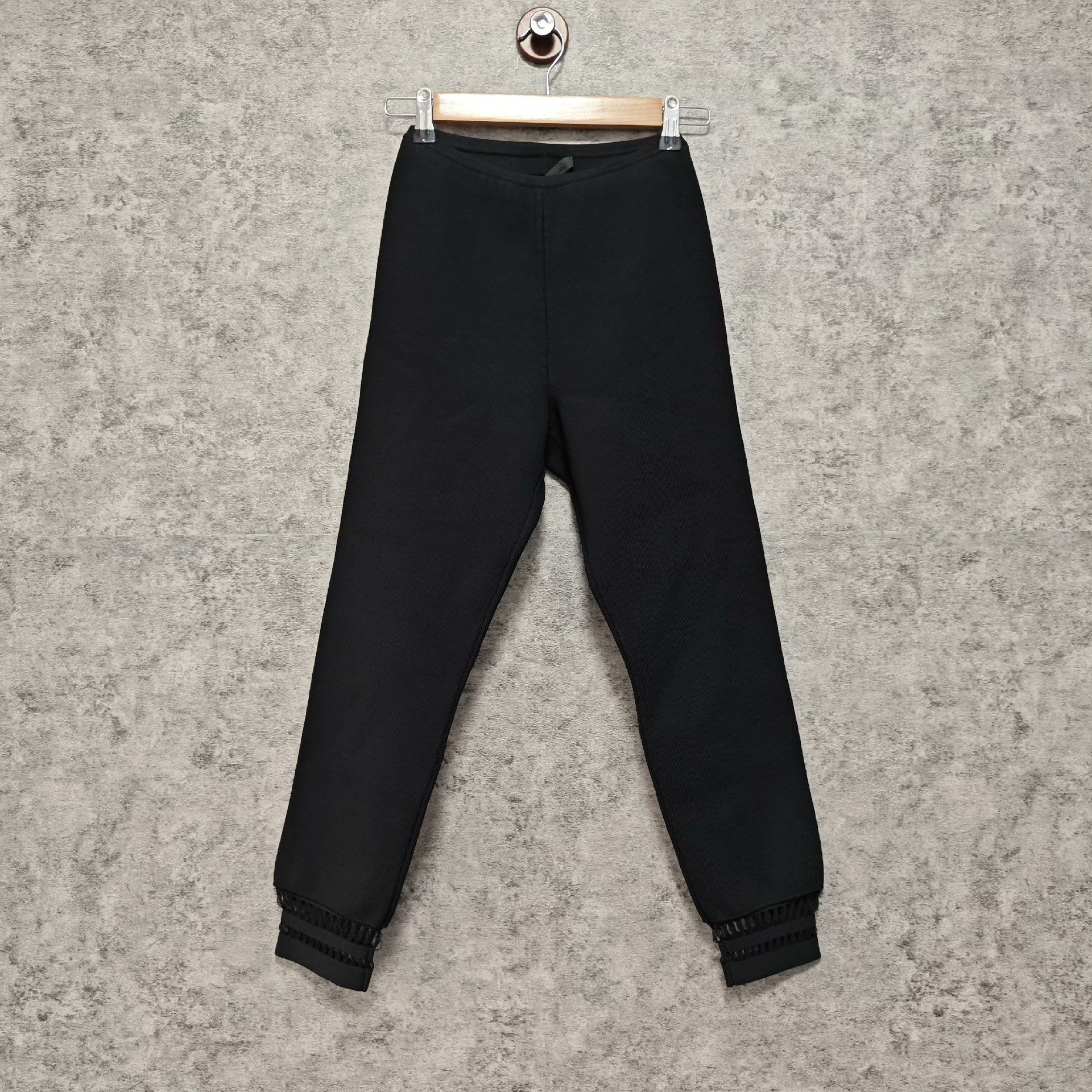 Alexander Wang Alexander Wang Casual Pants 26 Women Size 26" / US 2 / IT 38 - 1 Thumbnail