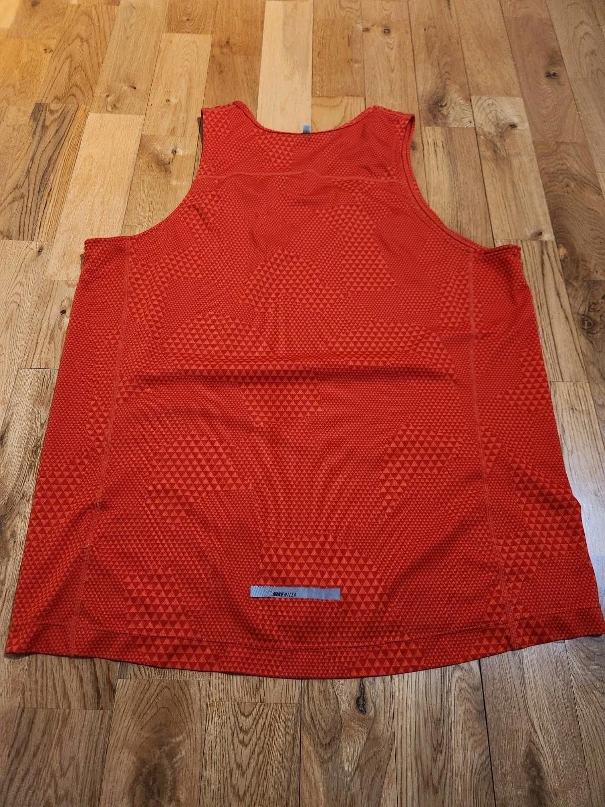 Nike Nike Dri-Fit Geometric Pattern Red Tank Top Gym Shirt L Size US L / EU 52-54 / 3 - 5 Thumbnail