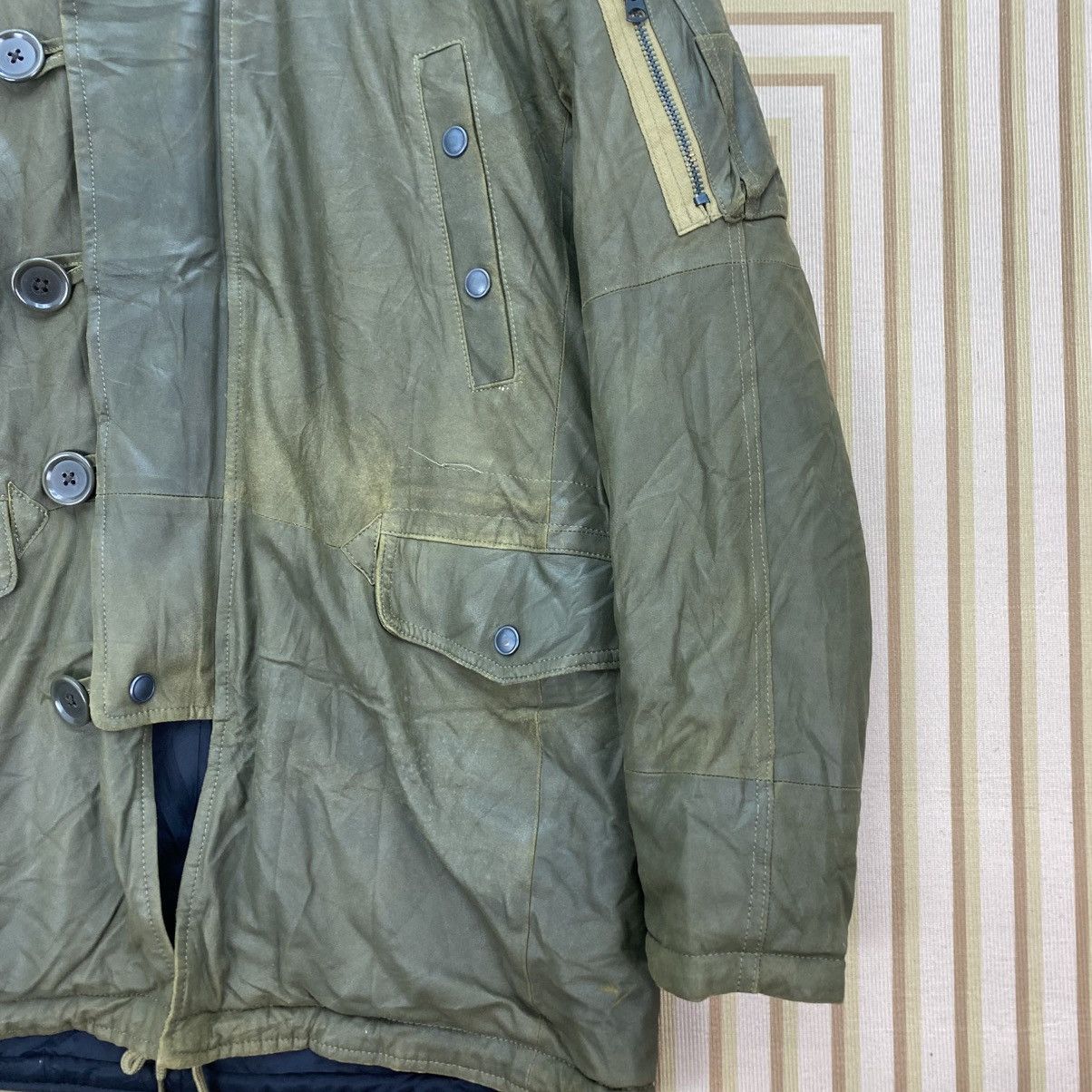 Japanese Brand 🫶Japanese Brand Rawtus Goat Skin Style military Type N3B Size US M / EU 48-50 / 2 - 5 Thumbnail