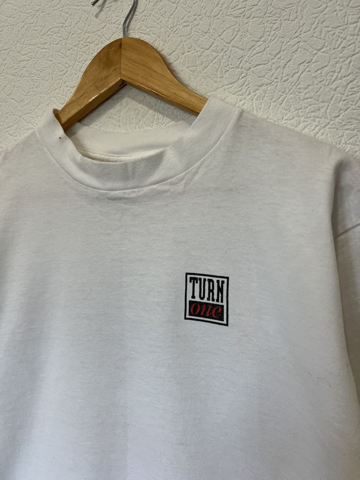 Vintage Vintage 1996 Turn One Racing T Shirt Tee The Art Of Italian Size US L / EU 52-54 / 3 - 3 Thumbnail