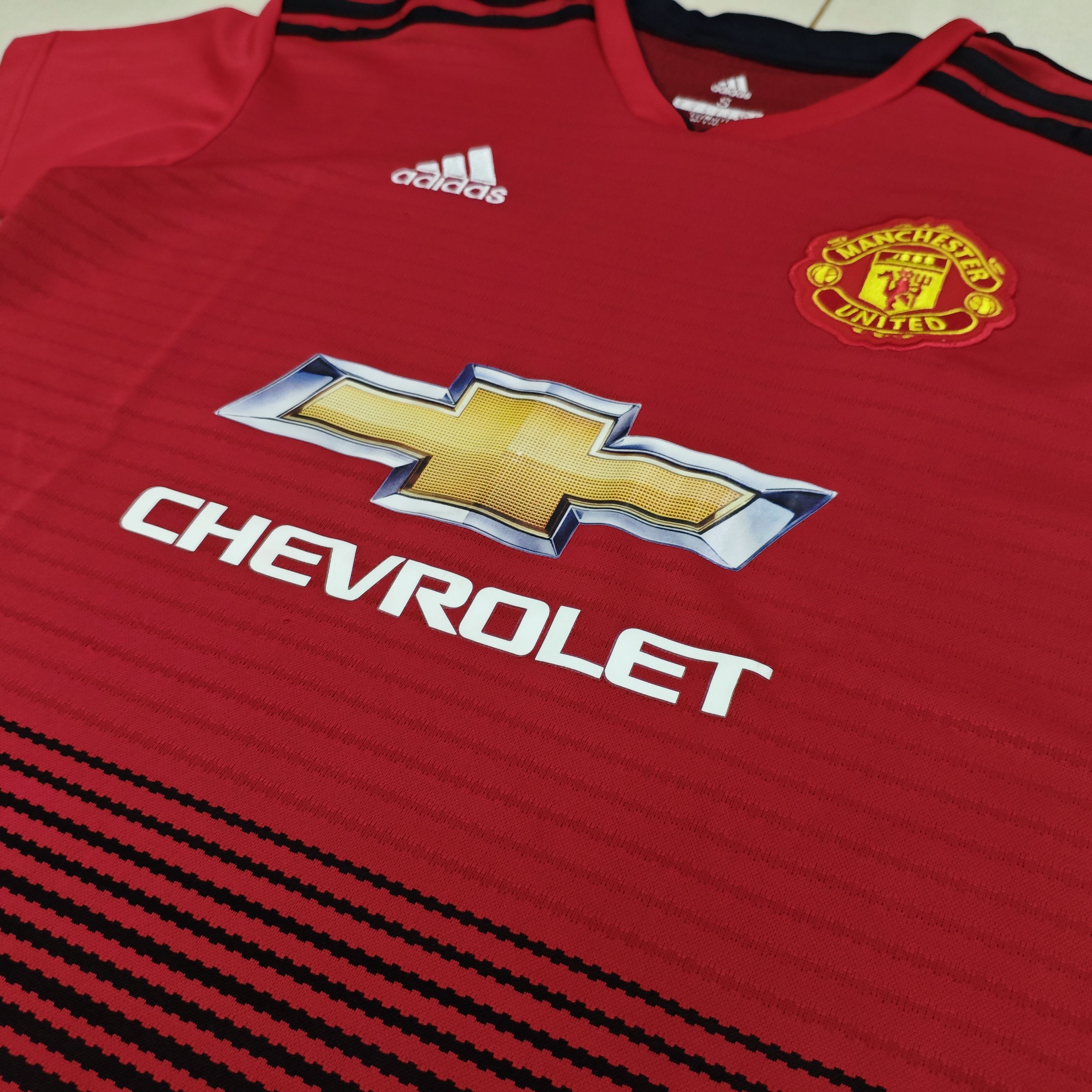 Adidas ADIDAS X MANCHESTER UNITED Chevrolet 18/19 Home Jersey S Size US S / EU 44-46 / 1 - 5 Thumbnail