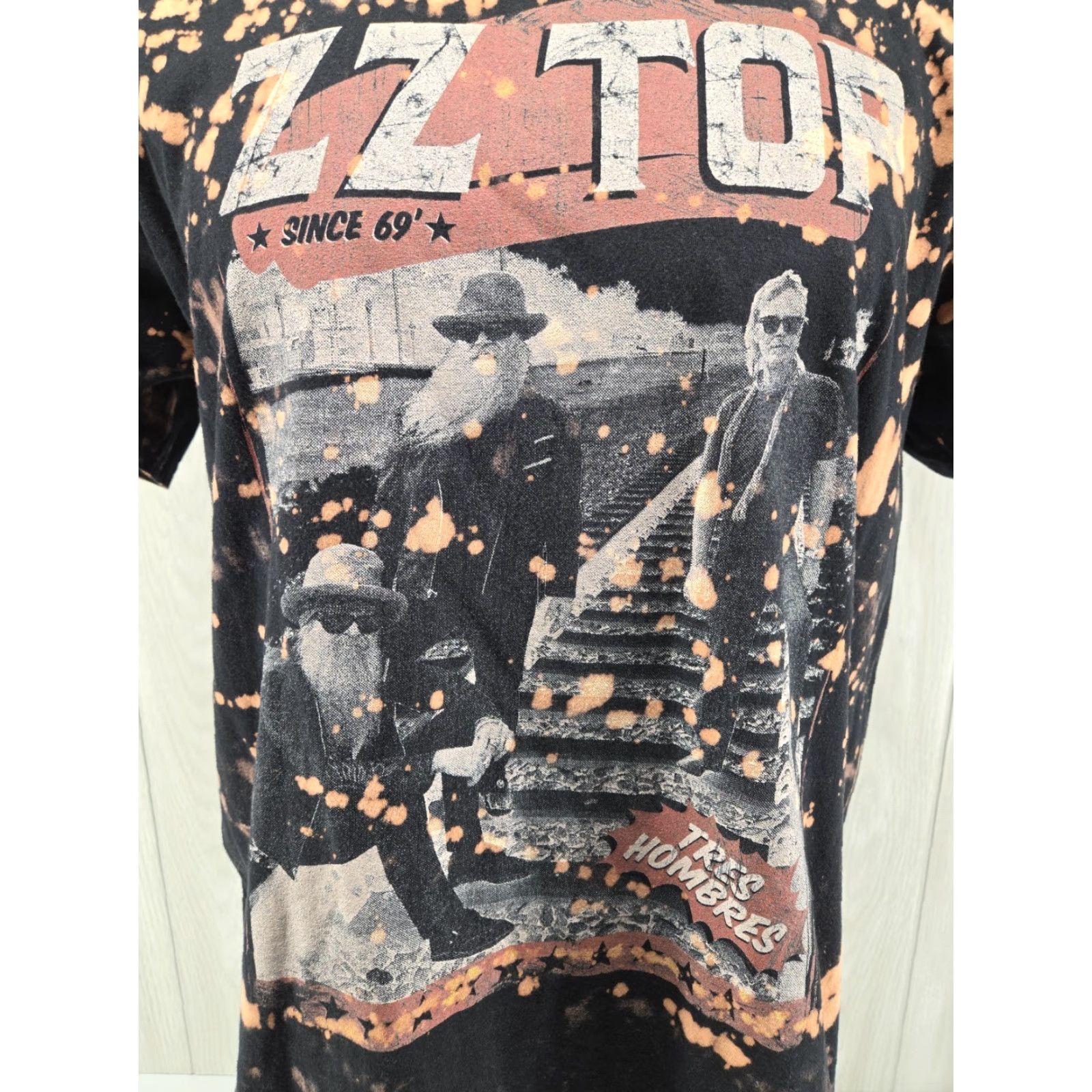 Gildan HOLE ZZ Top Men's T-shirt Size Large Tres Hombres Album Cover Black Graphic Size US L / EU 52-54 / 3 - 3 Thumbnail