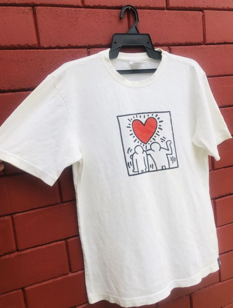 Japanese Brand × Keith Haring Vintage Keith Haring Loving Designer Fashion Style Size US M / EU 48-50 / 2 - 4 Thumbnail