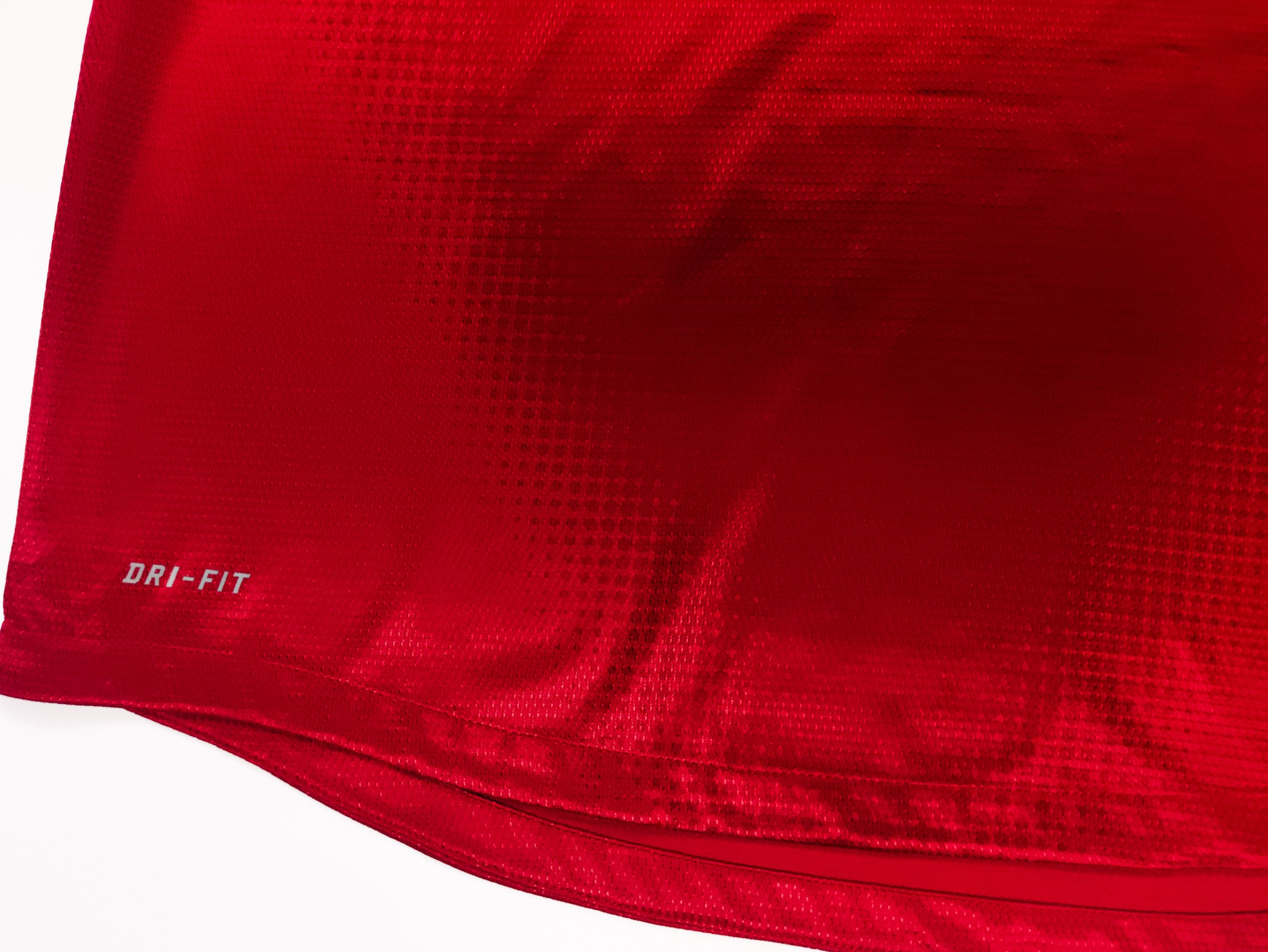 Nike Urawa Red Diamonds 2013 Nike Home Shirt Kit Jersey Japan Size US XL / EU 56 / 4 - 12 Thumbnail