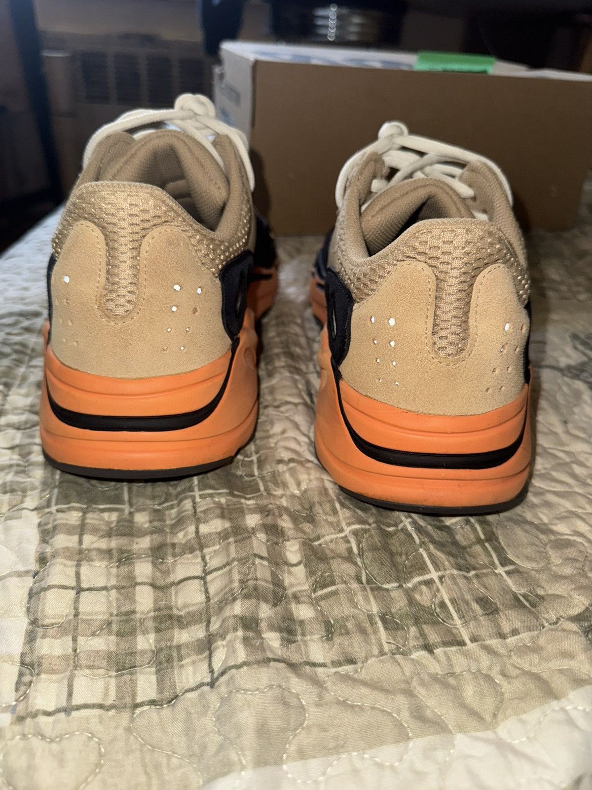 Yeezy Yeezy 700 Enflamed Amber Size US 9.5 / EU 42-43 - 5 Thumbnail