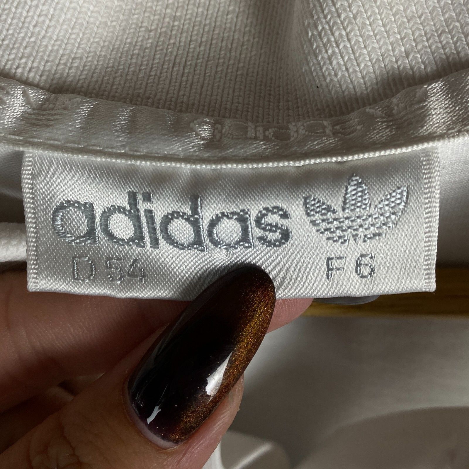 Adidas Adidas Vintage Polo Shirt Men's Size L White Short Sleeve ` Size US L / EU 52-54 / 3 - 4 Thumbnail