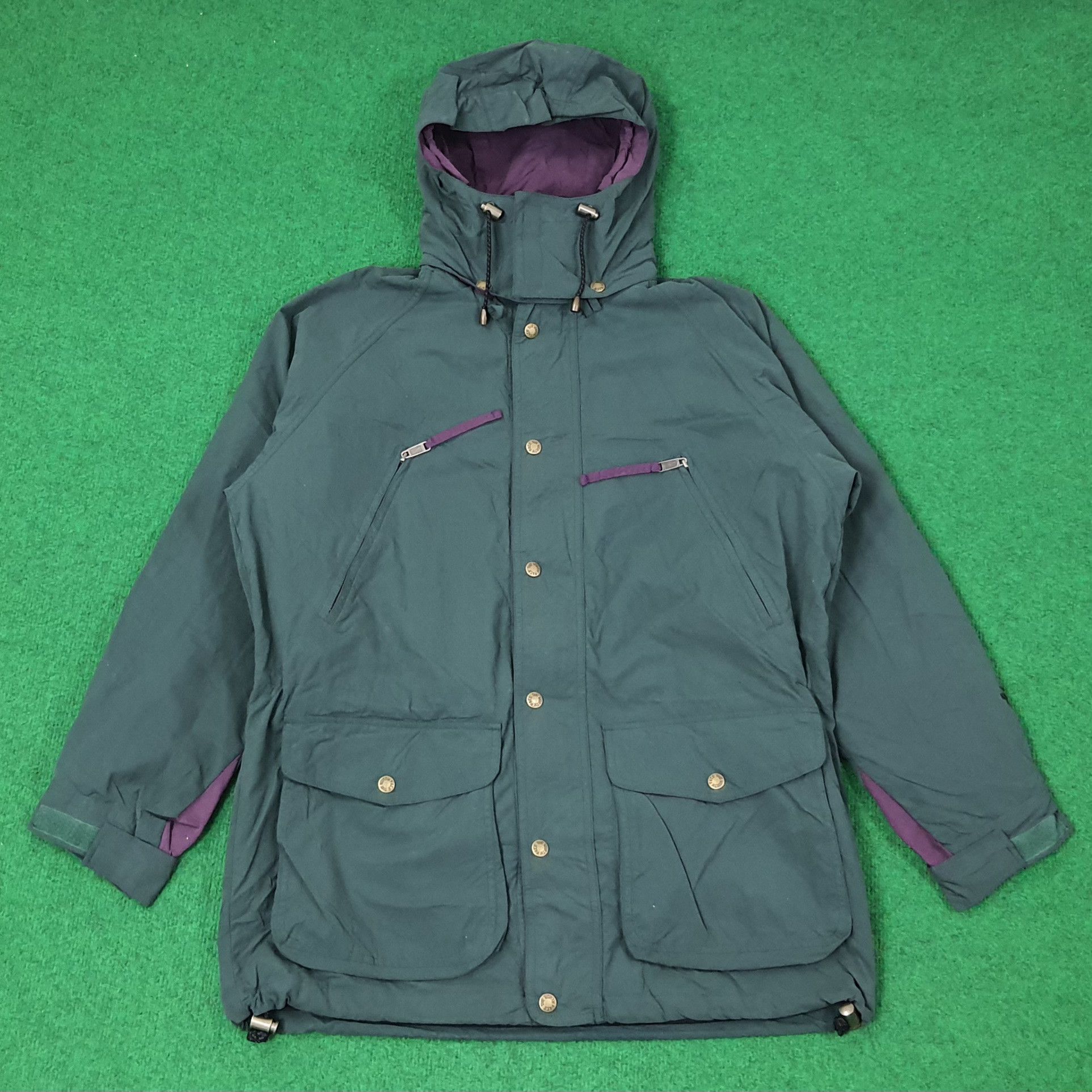 The North Face Vintage The North Face Armadilla Outdoor Jacket C251N15 Size US L / EU 52-54 / 3 - 1 Thumbnail