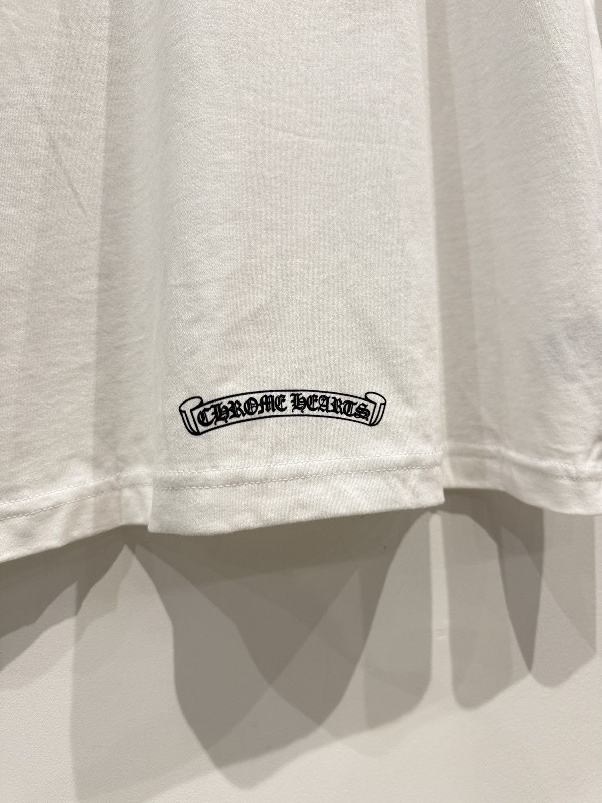 Chrome Hearts Chrome Hearts Scroll Logo Shirt White Size: L Size US L / EU 52-54 / 3 - 6 Thumbnail