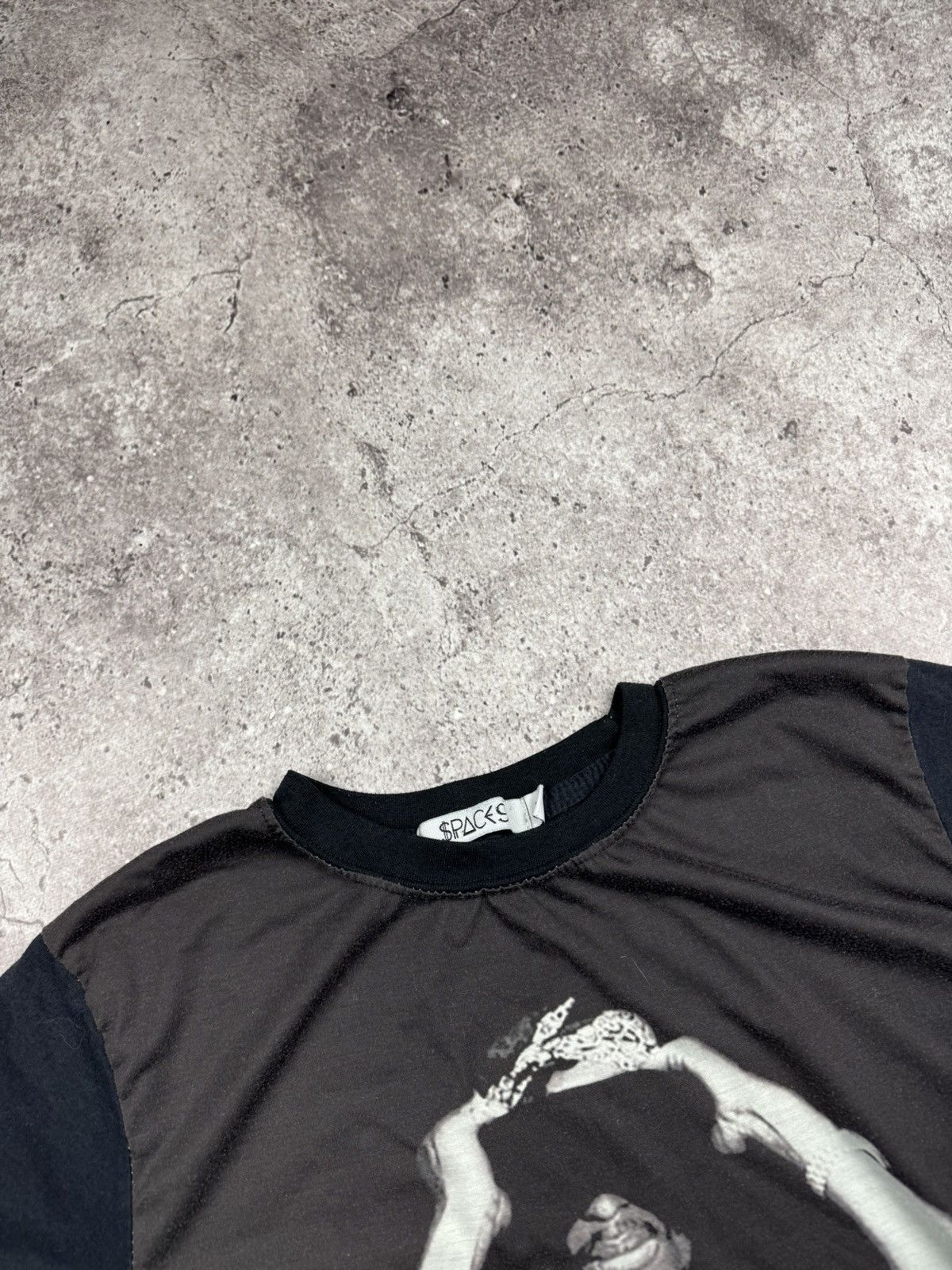 Band Tees Vintage 2 Pac t shirt 90s Style Tupac Shakur Thug Life Size US S / EU 44-46 / 1 - 3 Thumbnail