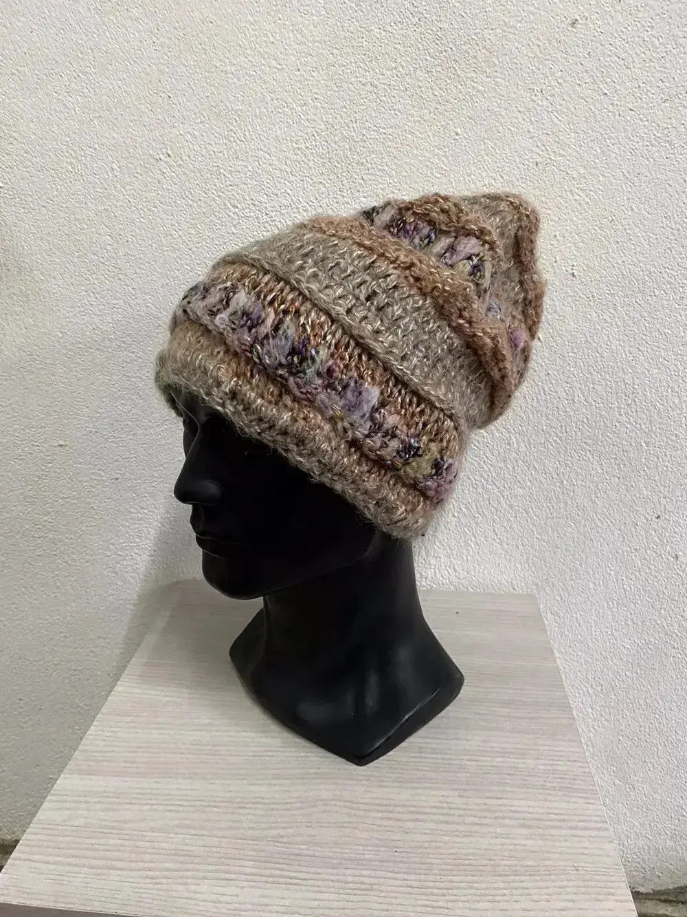 Rare Design Knit Beanie Hat