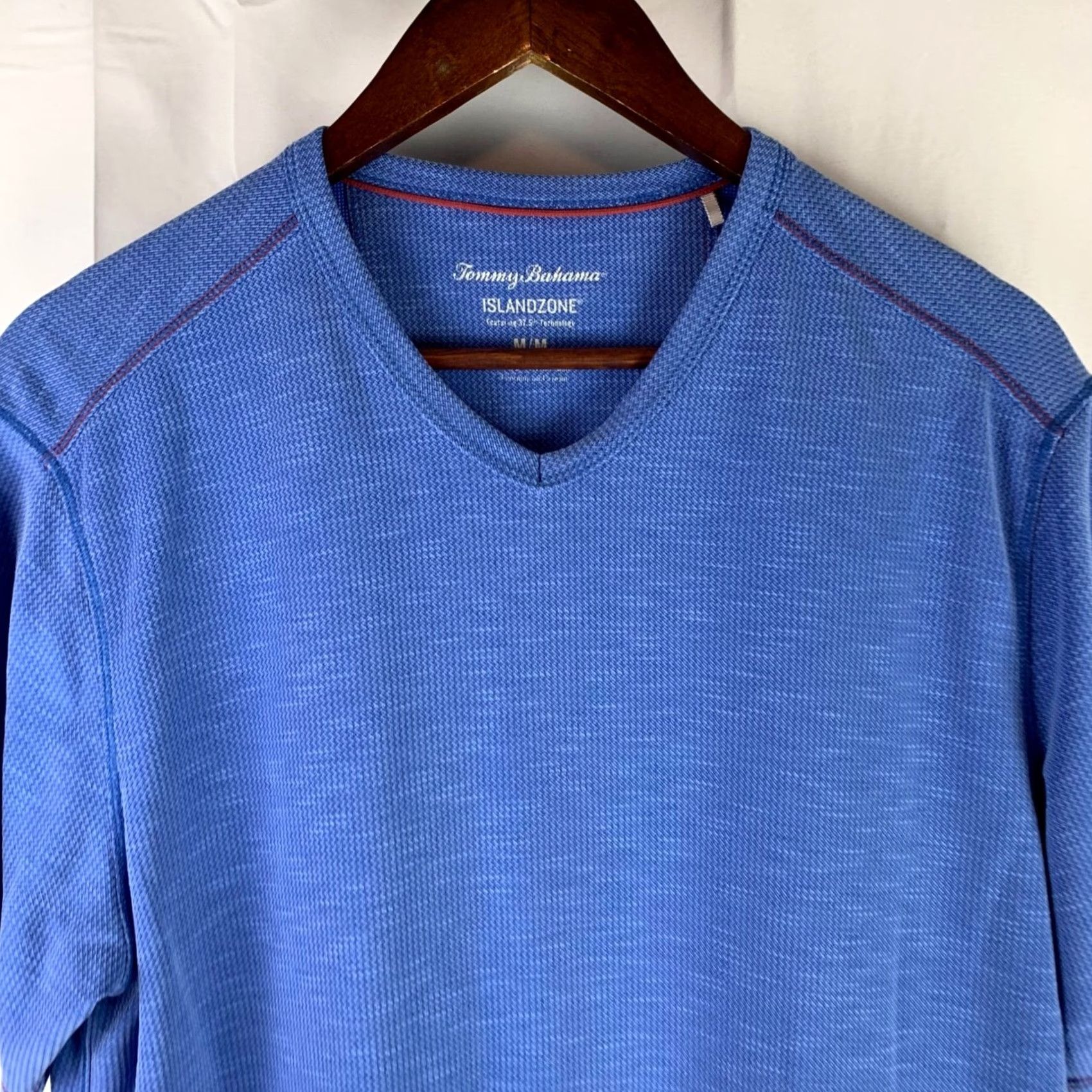 Tommy Bahama Tommy Bahama T-Shirt Mens Medium Blue IslandZone V-Neck Waffle Knit Short Sleeve Size US M / EU 48-50 / 2 - 2 Thumbnail